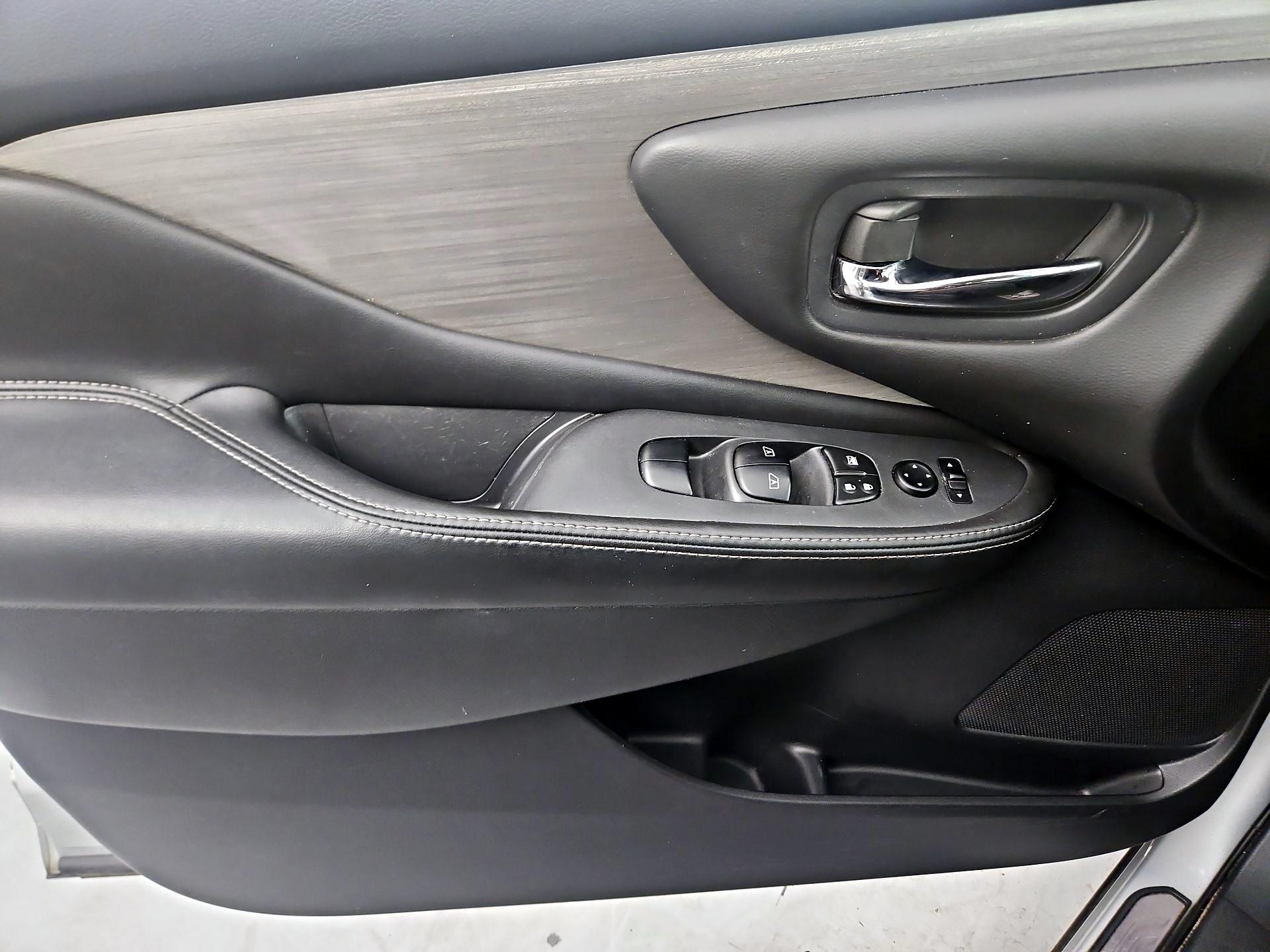 Thumbnail: 2017 Nissan Murano - 12