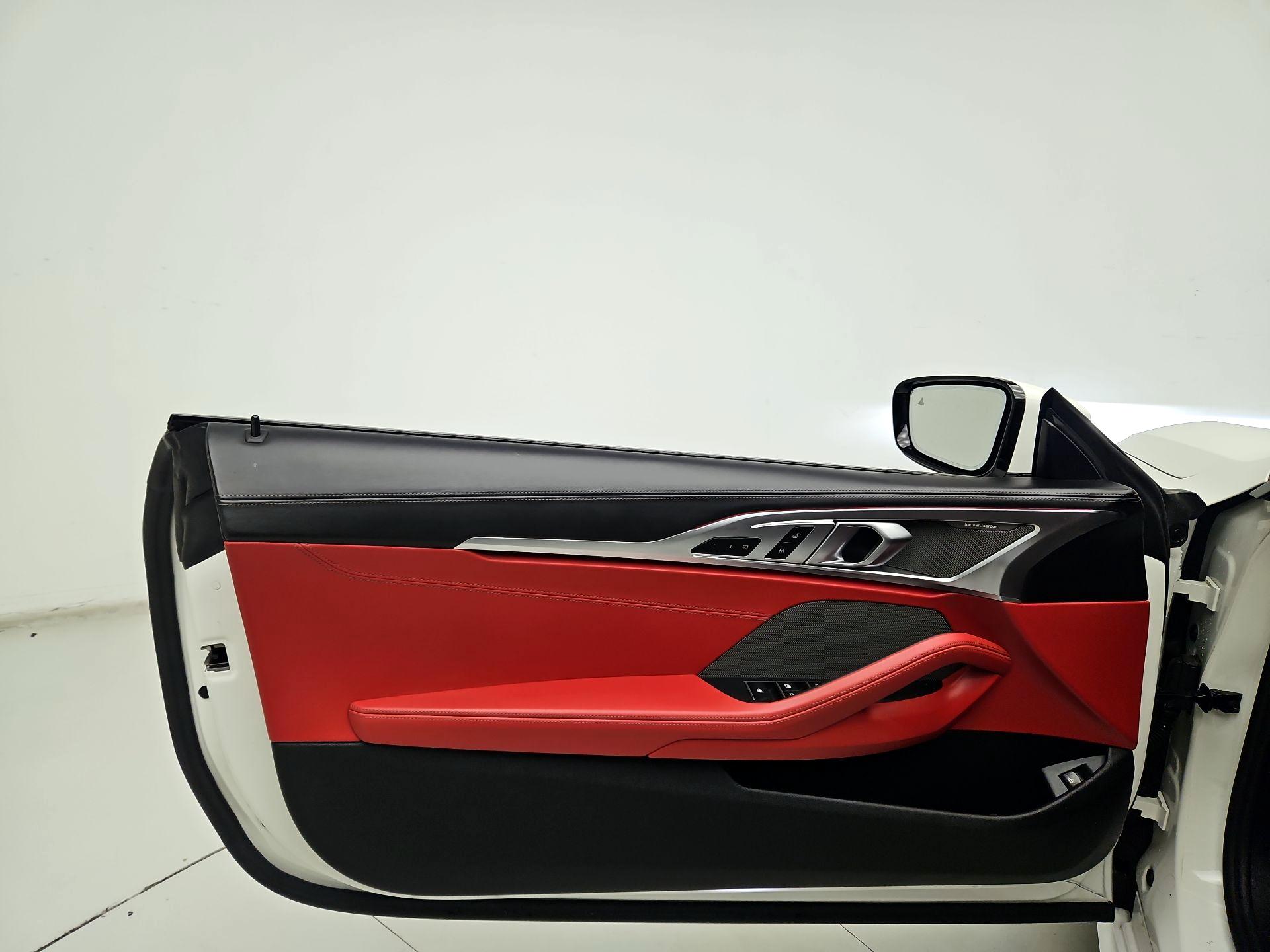 Thumbnail: 2022 BMW 8 Series - 12