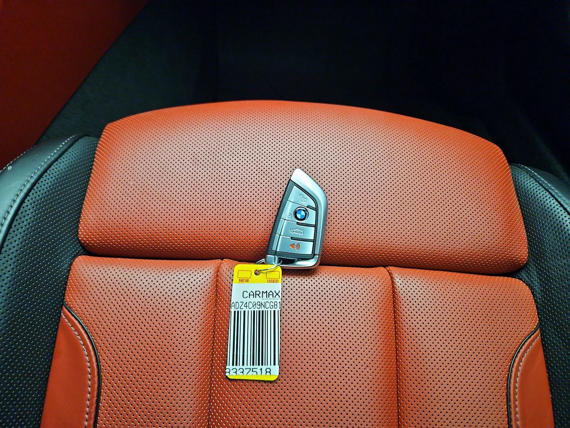 Thumbnail: 2022 BMW 8 Series - 19