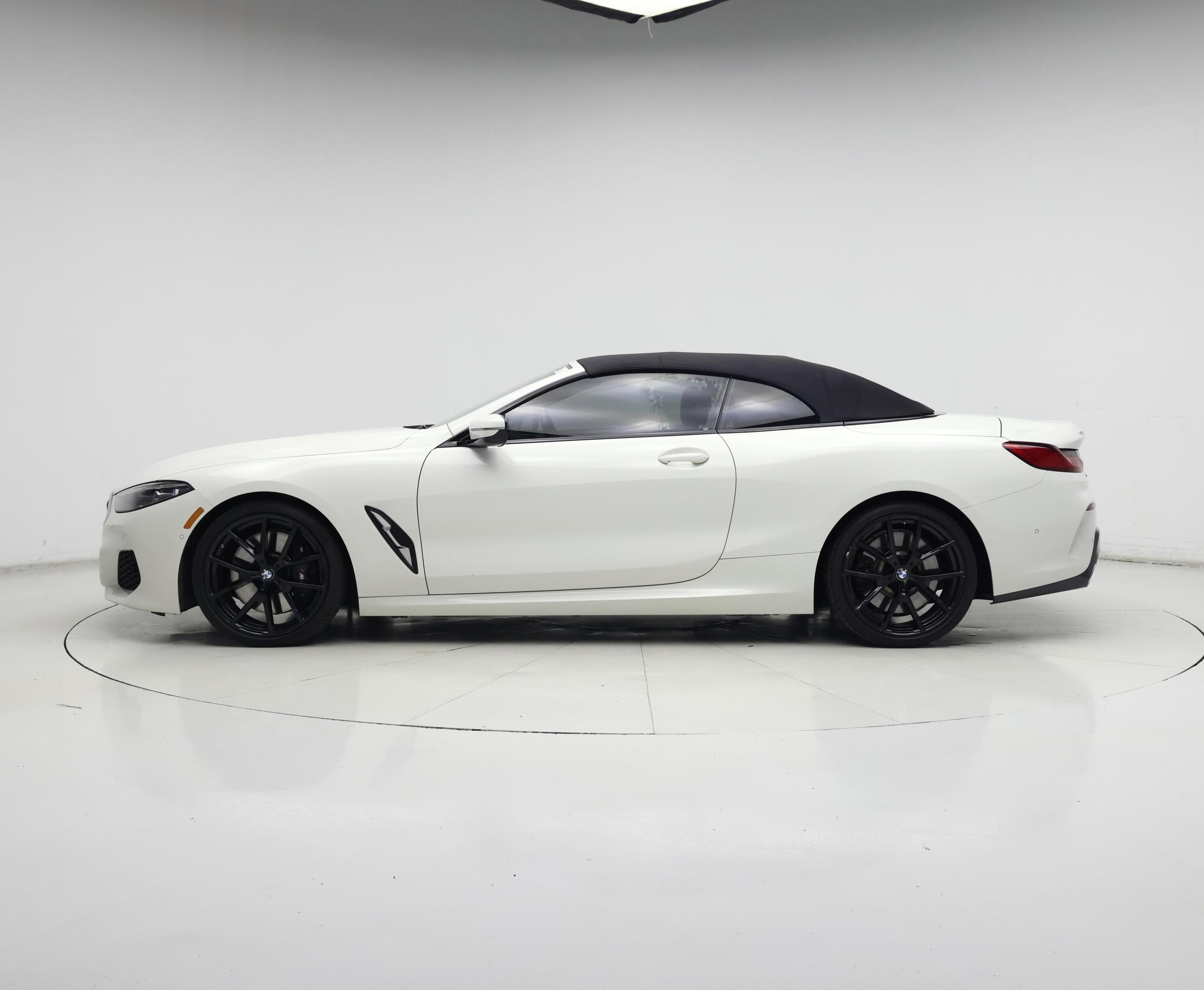 Thumbnail: 2022 BMW 8 Series - 3