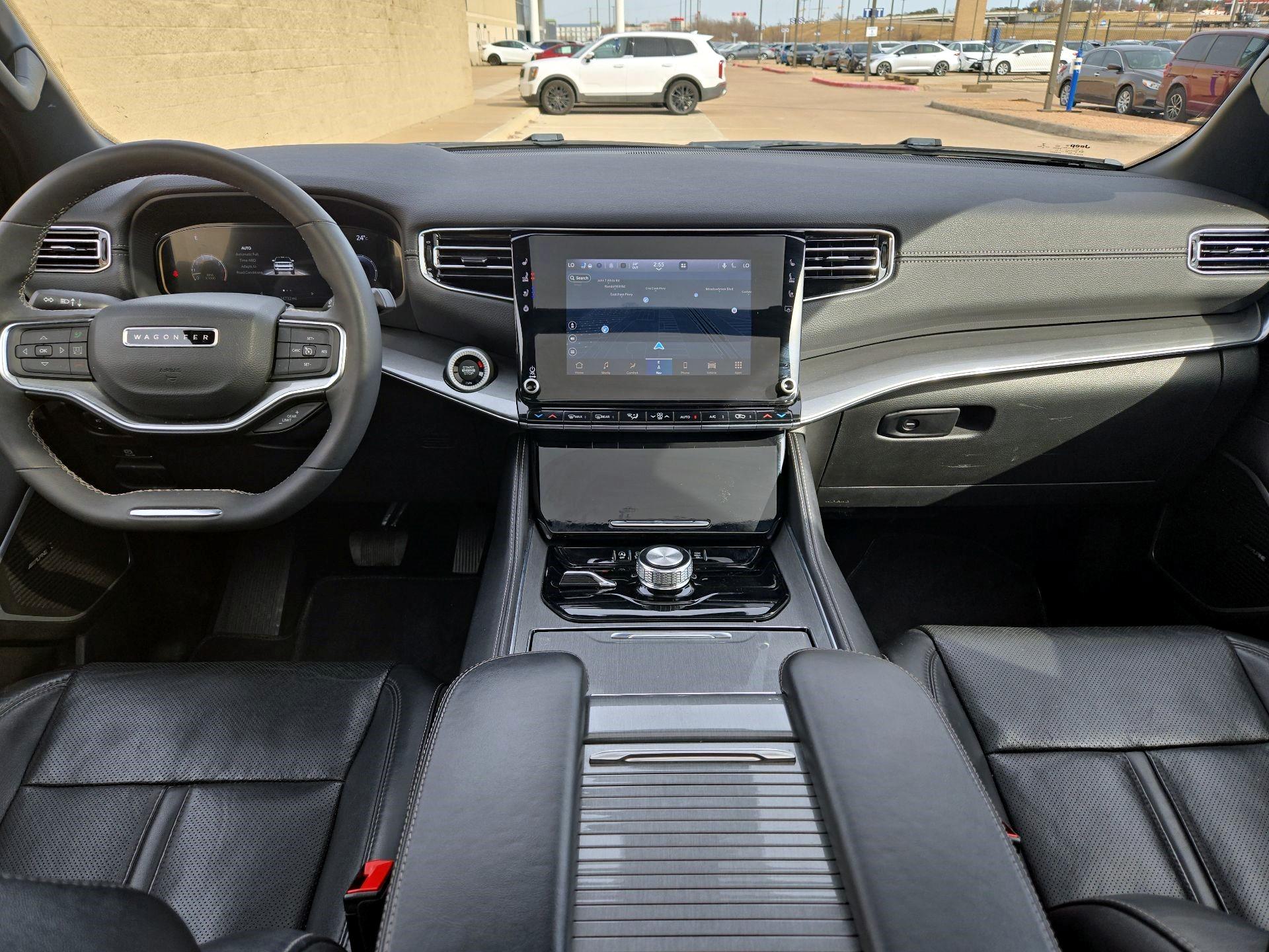 Thumbnail: 2022 Jeep Wagoneer - 8