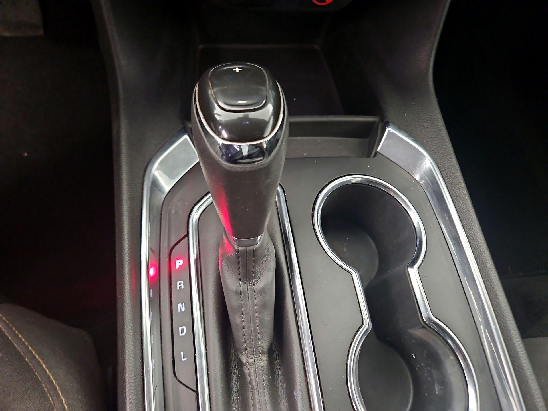 Thumbnail: 2019 Chevrolet Traverse - 17