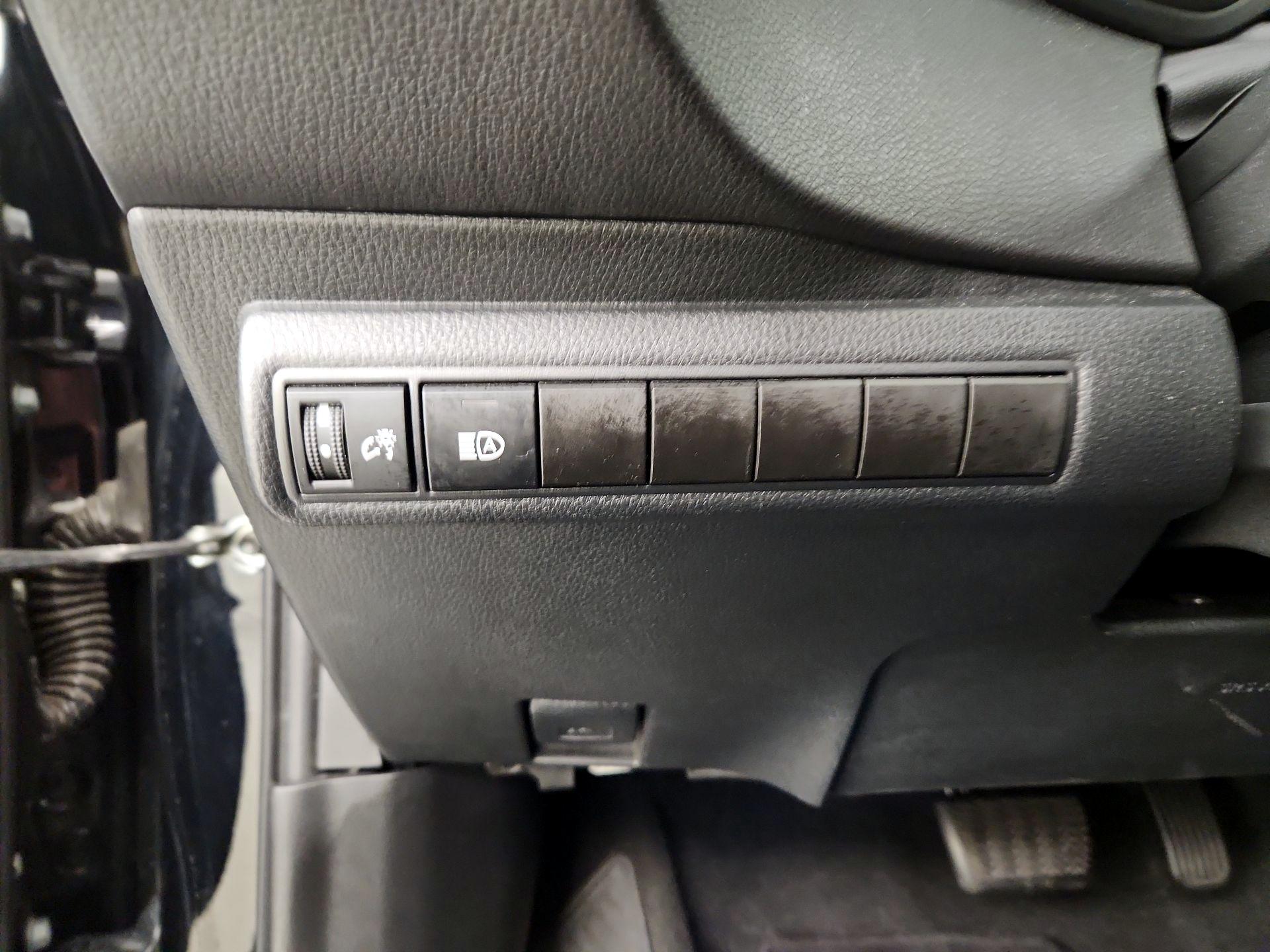 Thumbnail: 2024 Toyota Corolla - 13