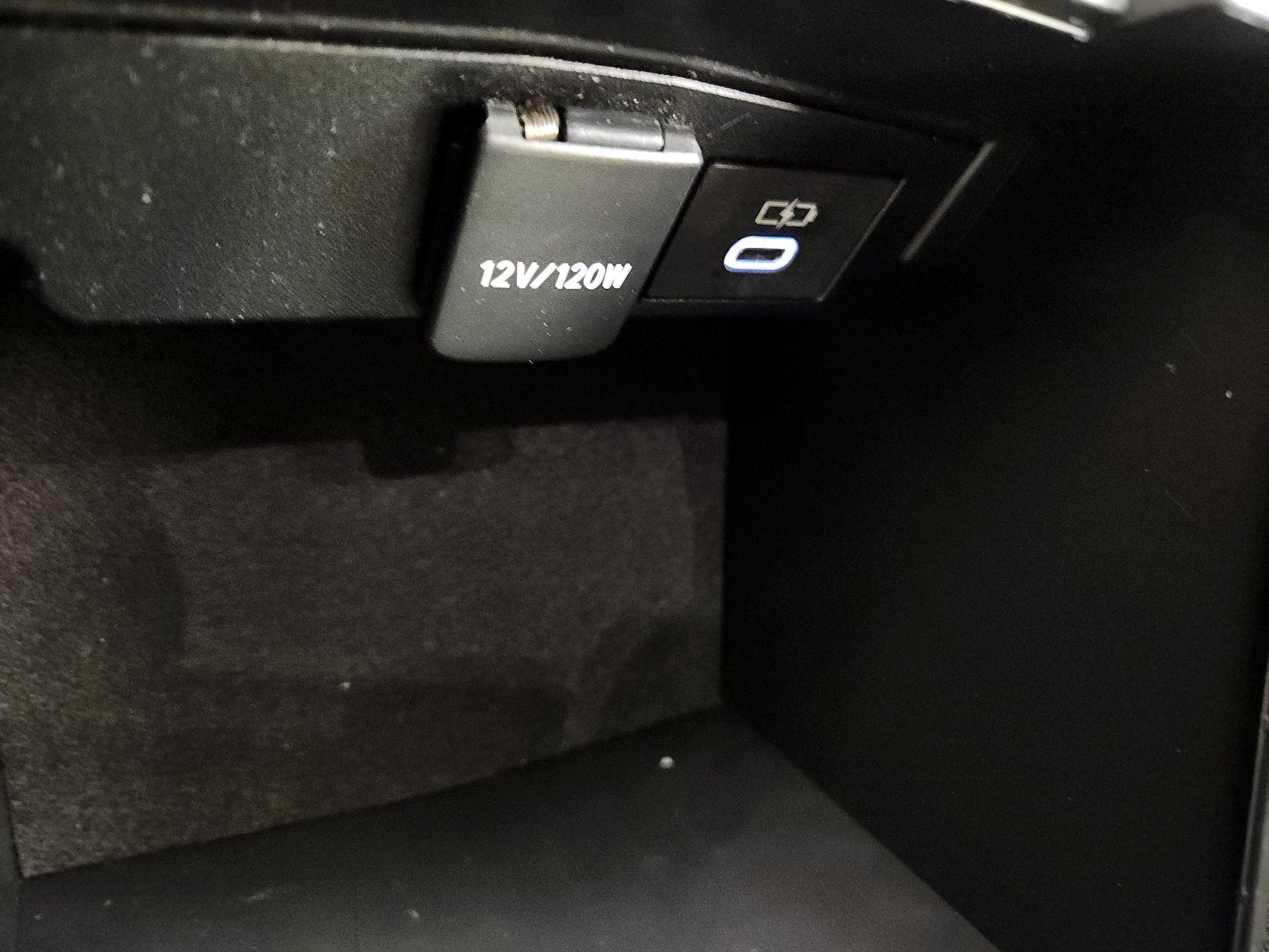 Thumbnail: 2024 Toyota Corolla - 18