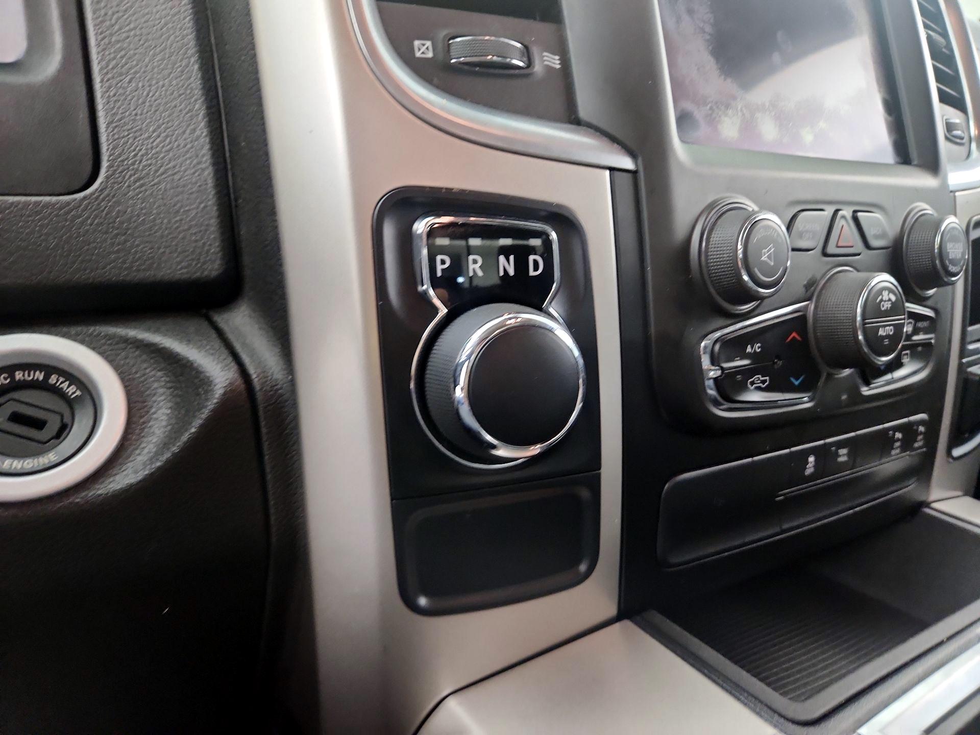 Thumbnail: 2019 RAM 1500 Classic - 15