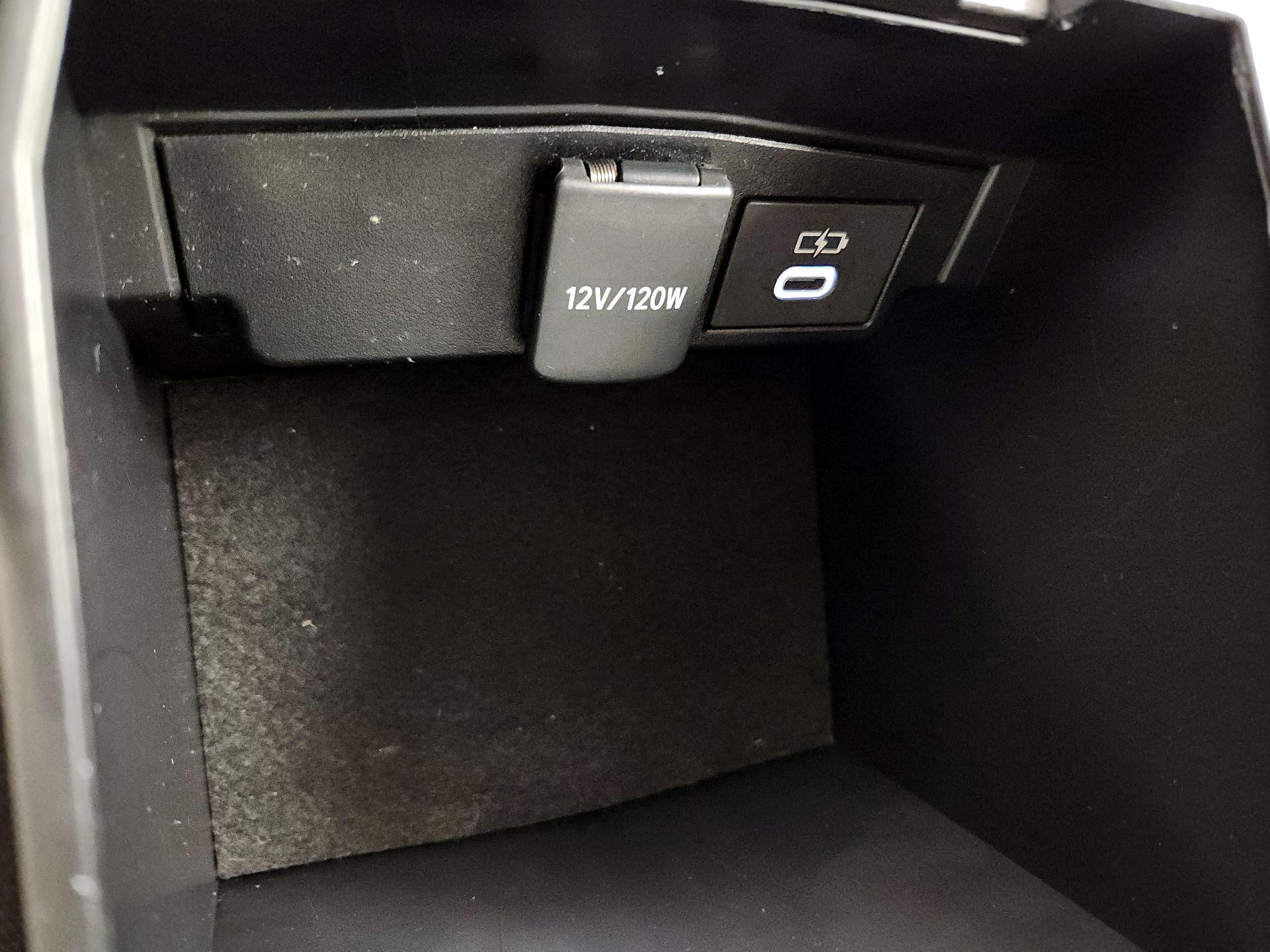 Thumbnail: 2024 Toyota Corolla - 18