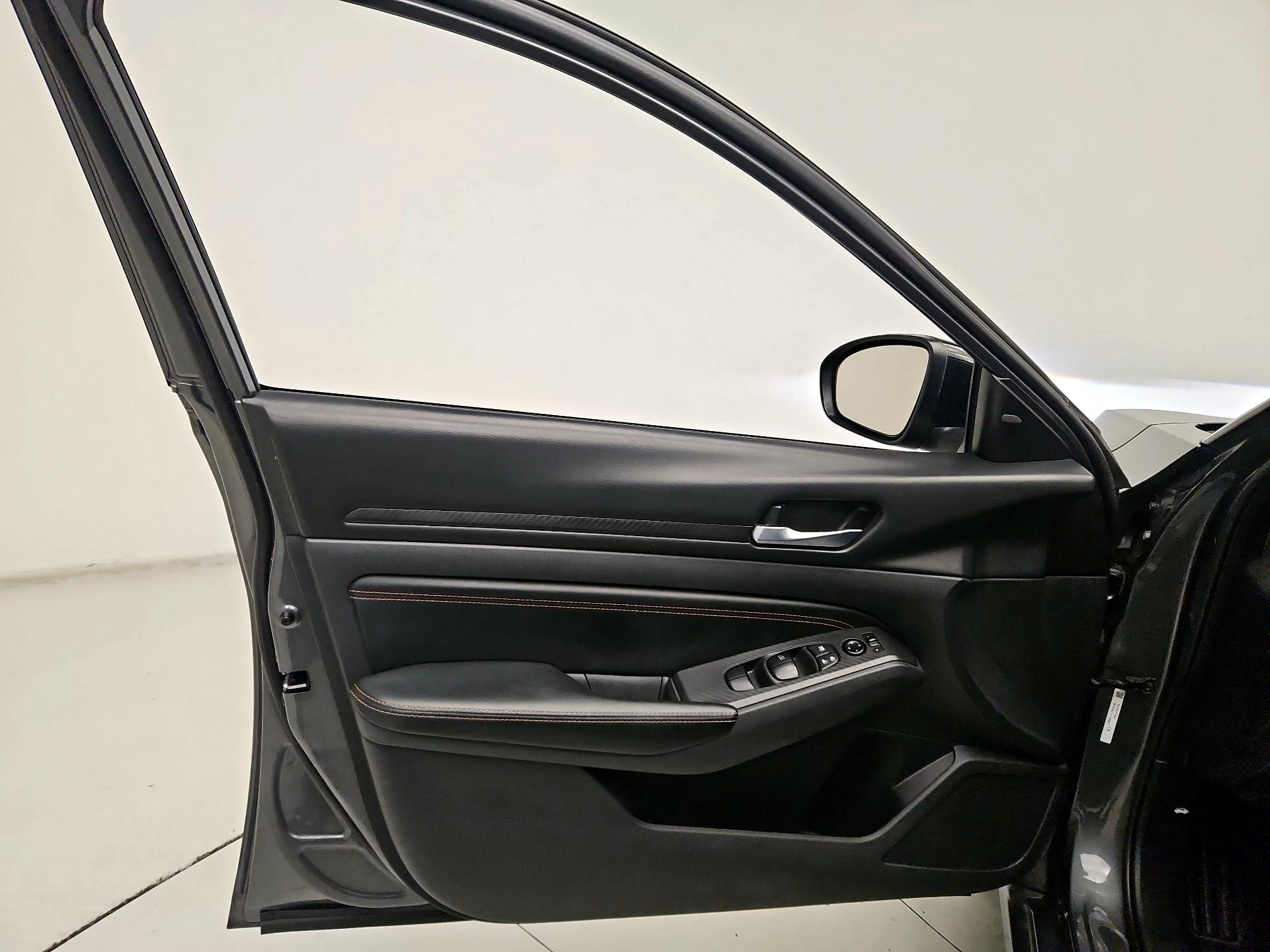 Thumbnail: 2021 Nissan Altima - 12