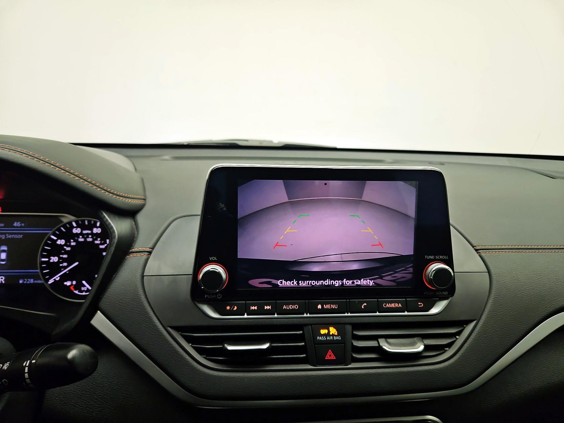 Thumbnail: 2021 Nissan Altima - 13