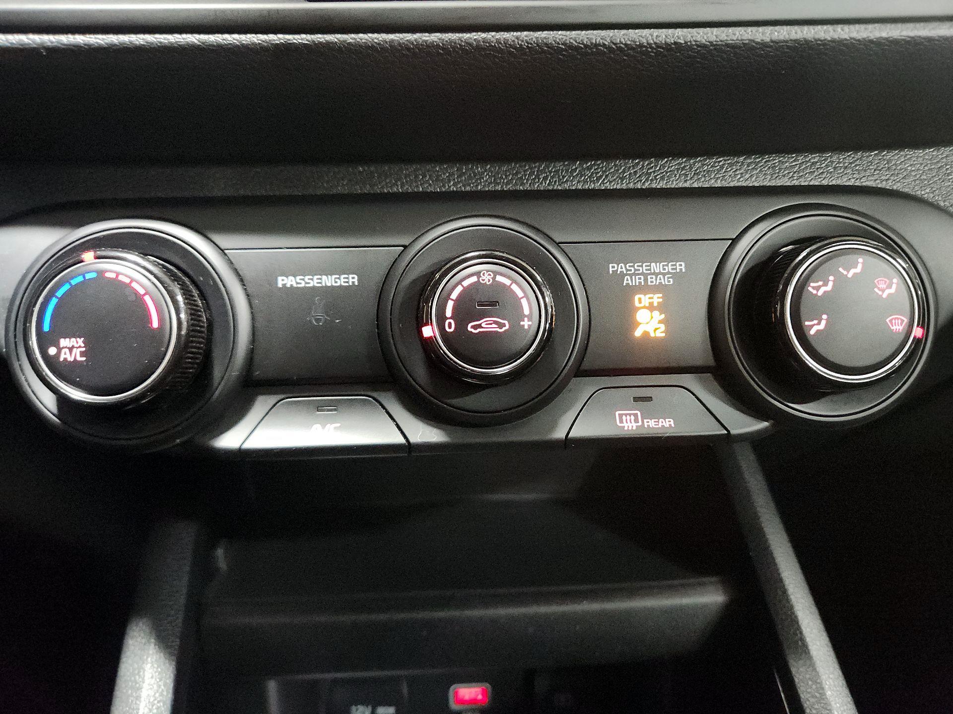 Thumbnail: 2024 Kia Forte - 14