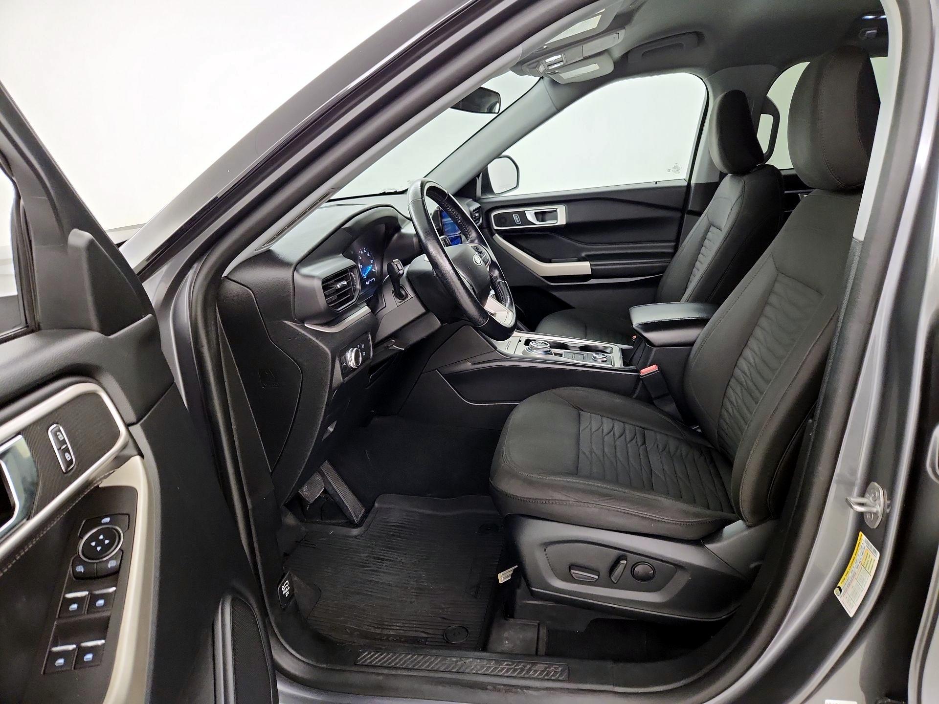 Thumbnail: 2021 Ford Explorer - 11