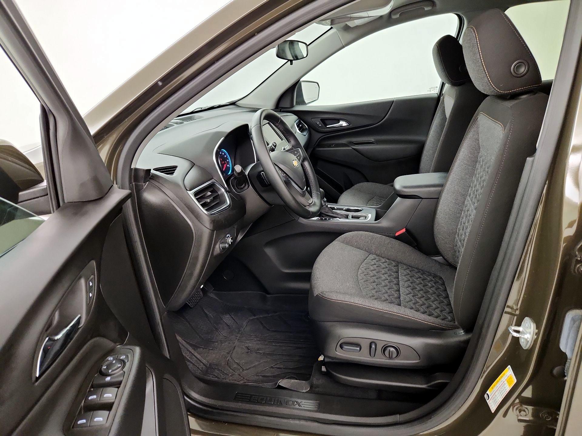 Thumbnail: 2023 Chevrolet Equinox - 11