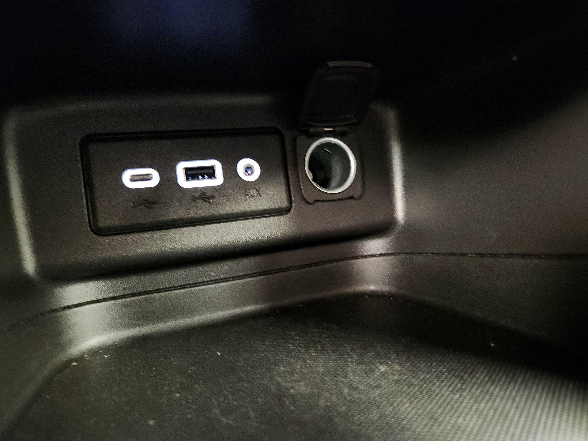 Thumbnail: 2023 Chevrolet Equinox - 18