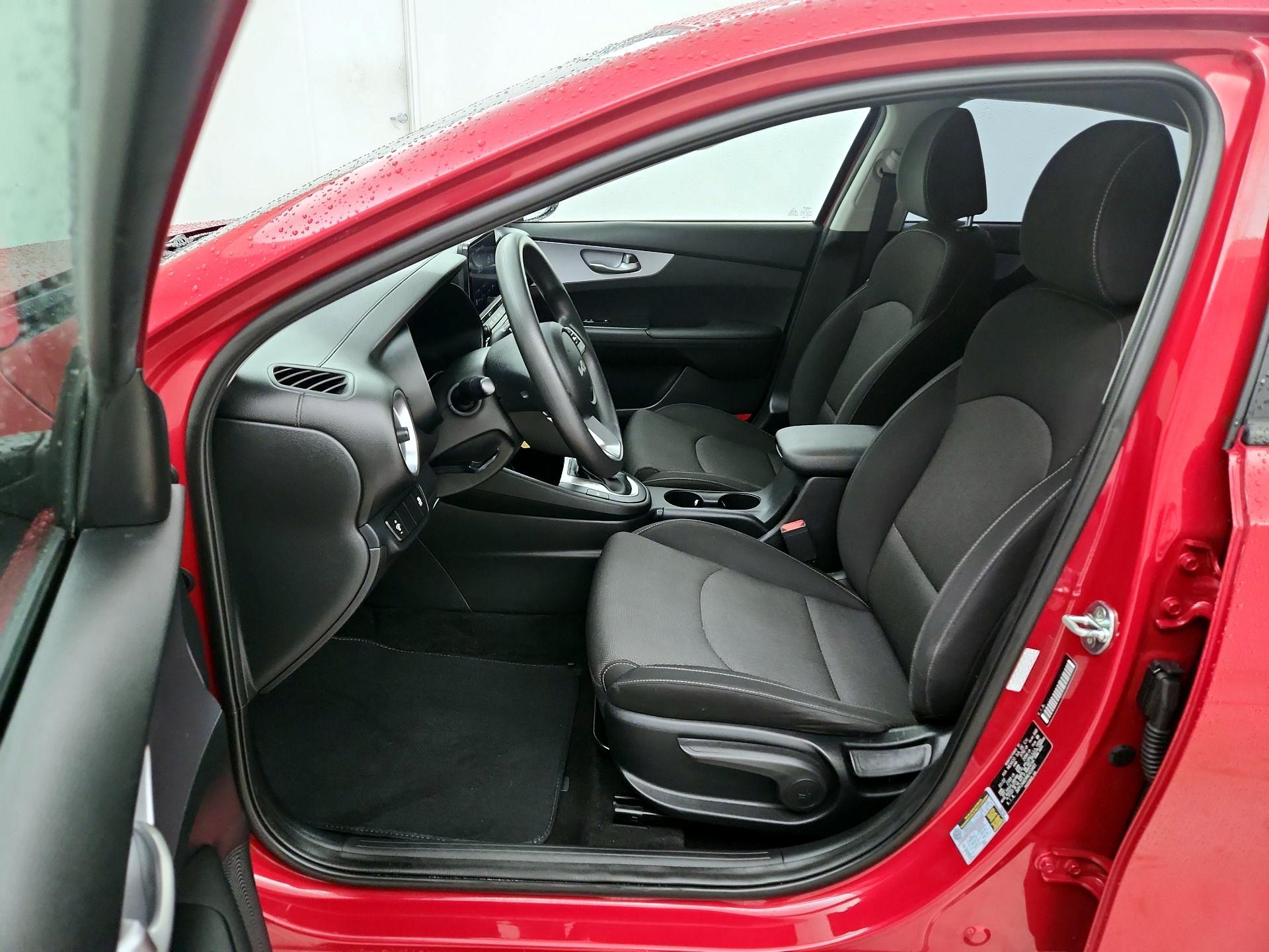 Thumbnail: 2022 Kia Forte - 11