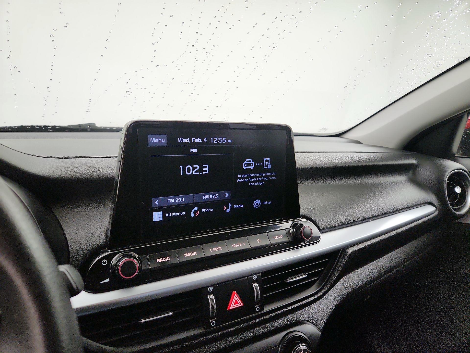 Thumbnail: 2022 Kia Forte - 13