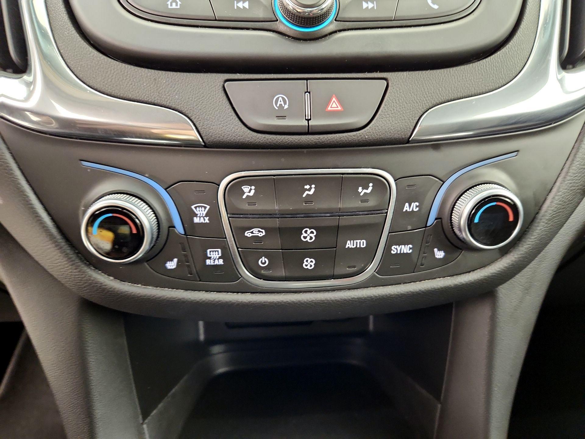 Thumbnail: 2023 Chevrolet Equinox - 16