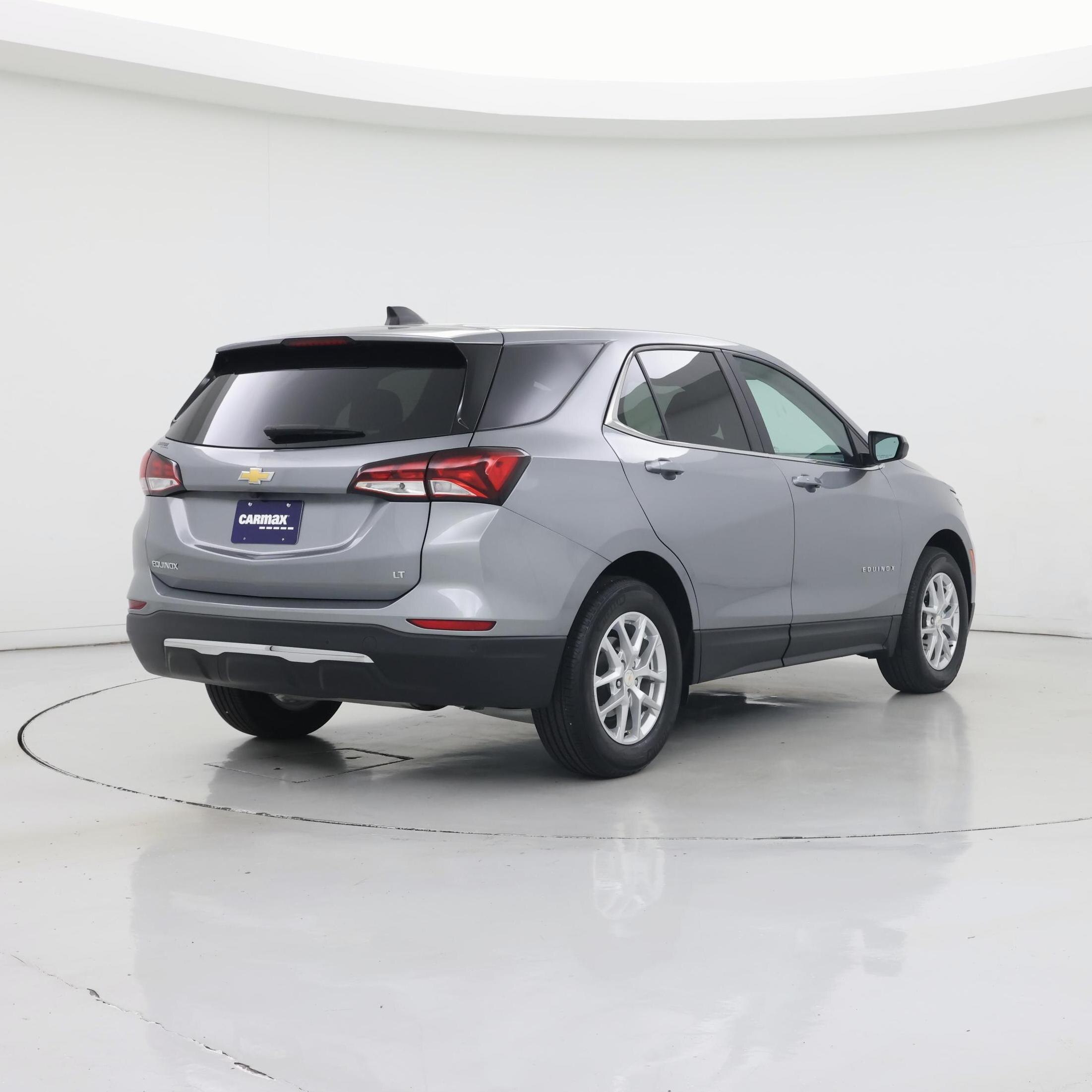 Thumbnail: 2023 Chevrolet Equinox - 8