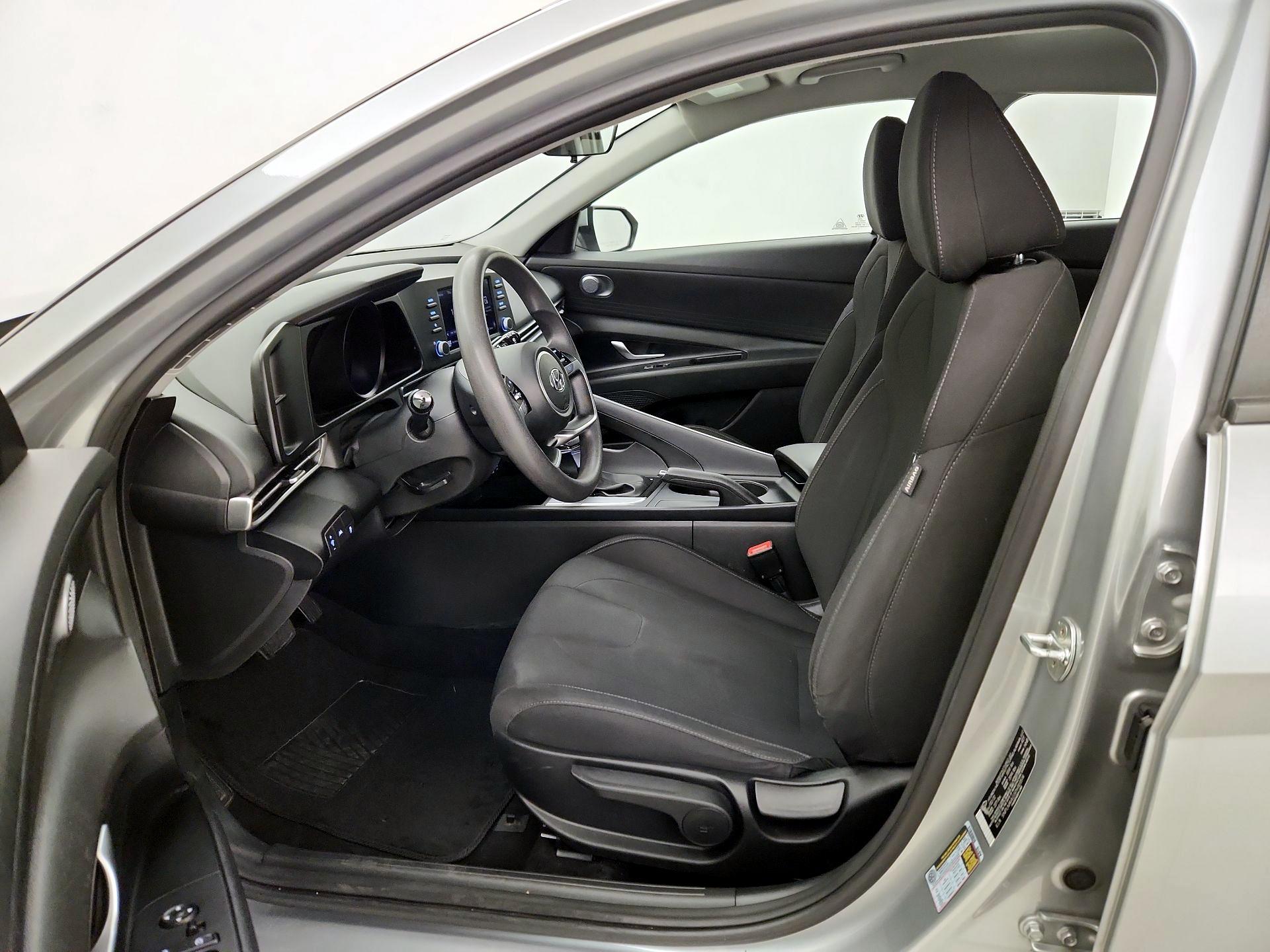 Thumbnail: 2023 Hyundai Elantra - 11