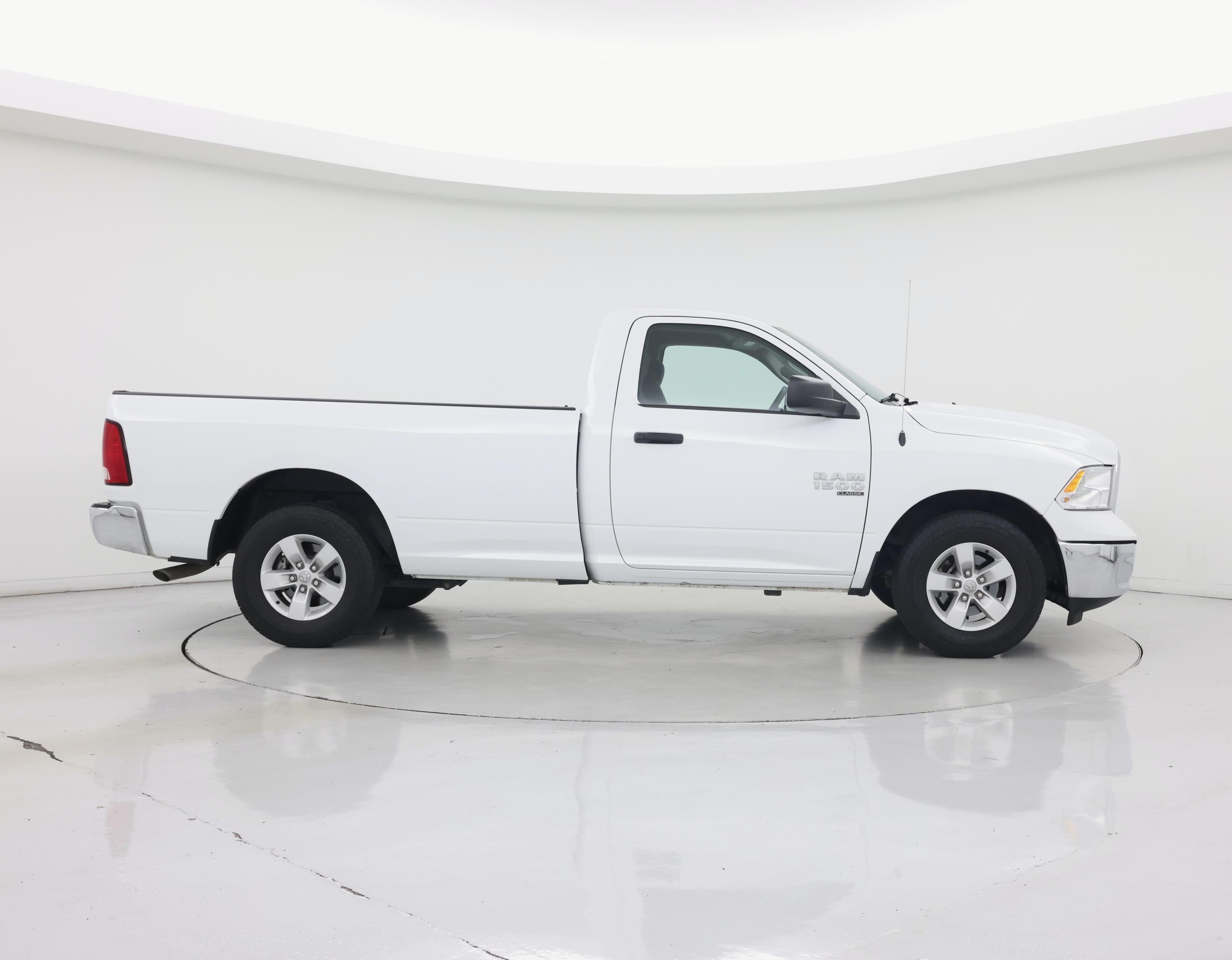 Thumbnail: 2023 RAM 1500 Classic - 7