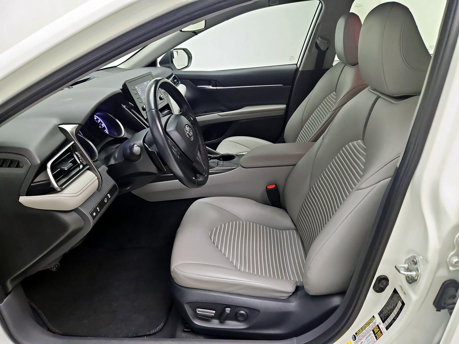 Thumbnail: 2023 Toyota Camry - 11