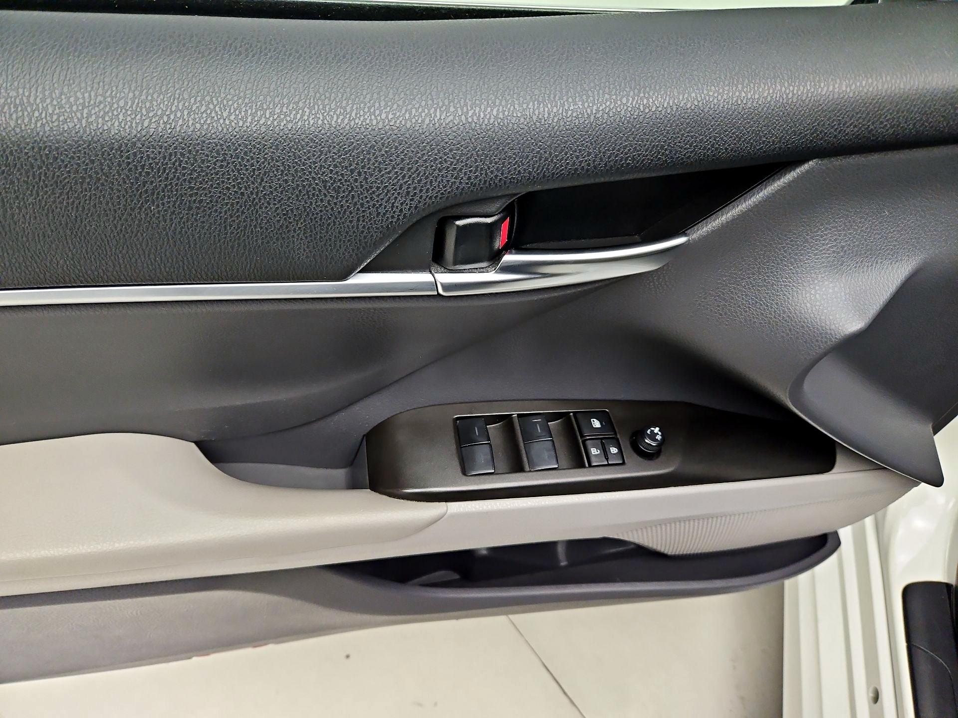 Thumbnail: 2023 Toyota Camry - 12