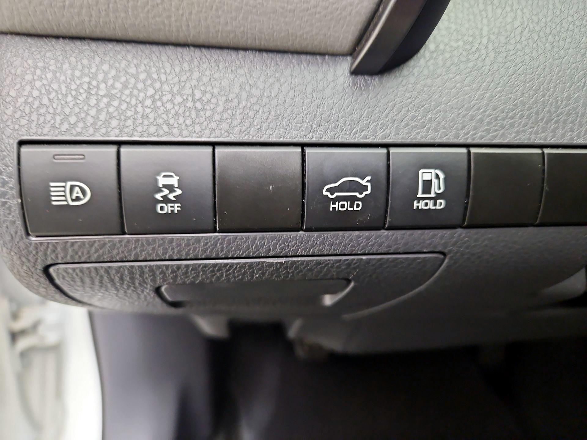 Thumbnail: 2023 Toyota Camry - 13