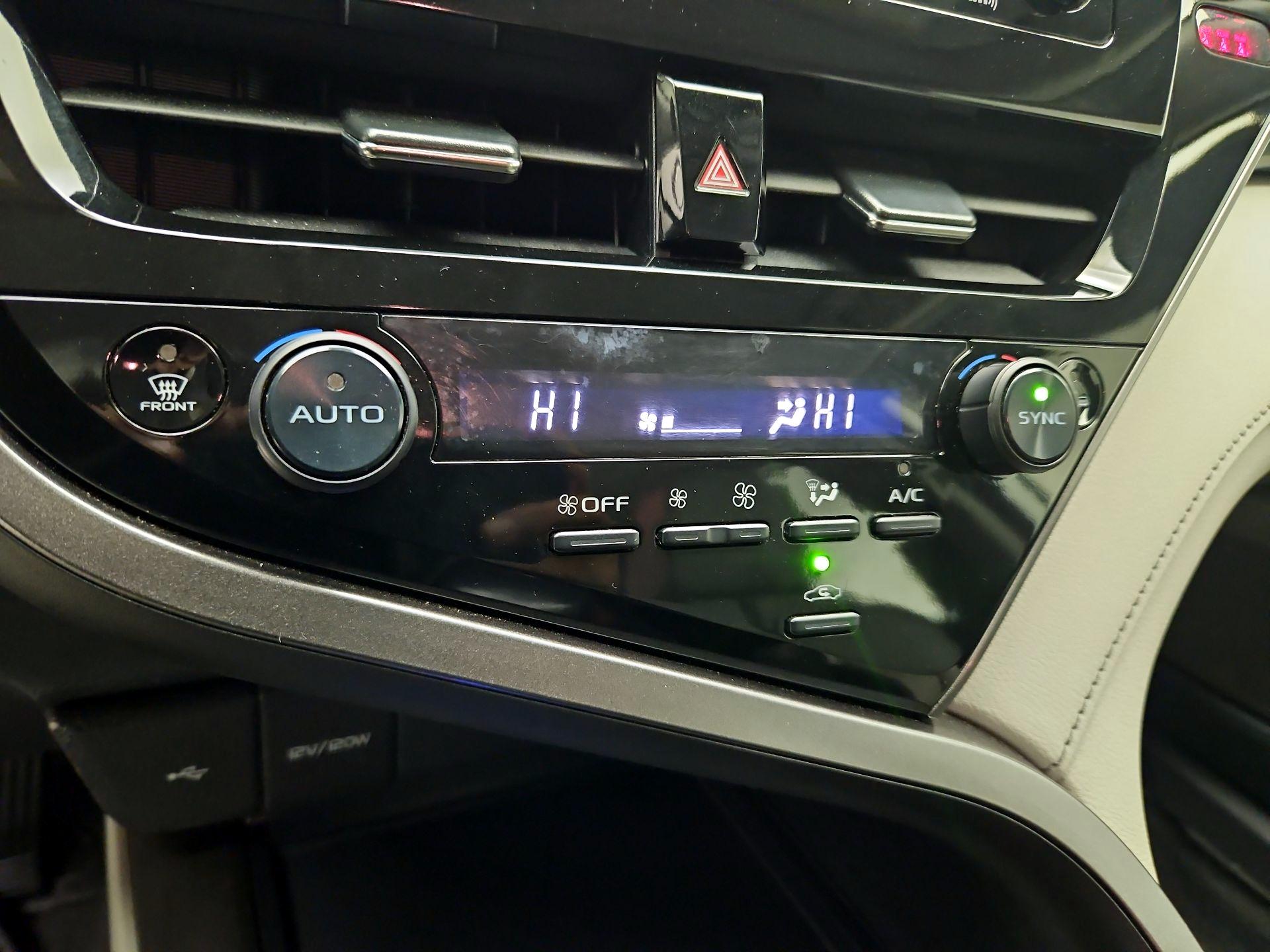 Thumbnail: 2023 Toyota Camry - 16