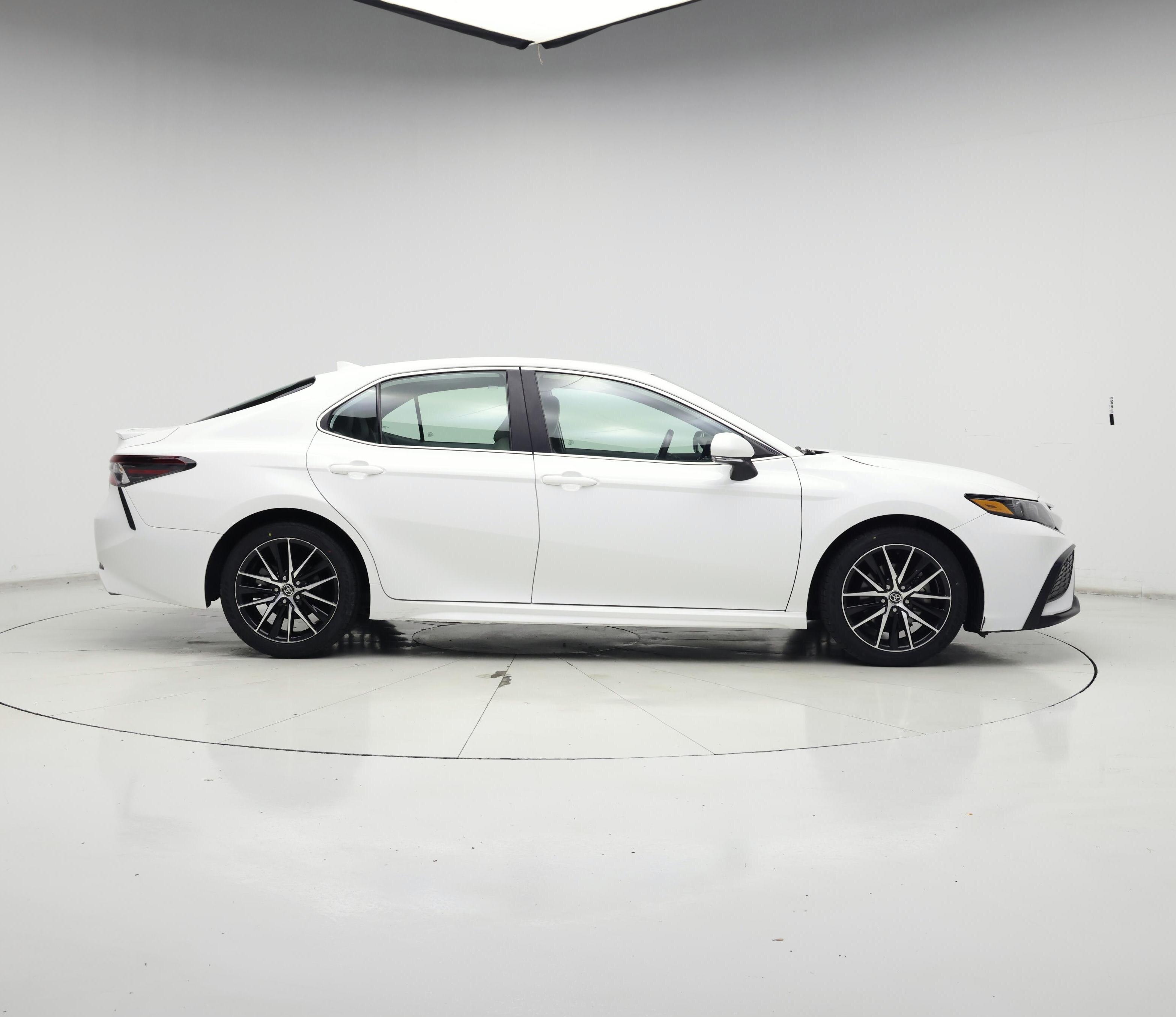 Thumbnail: 2023 Toyota Camry - 7