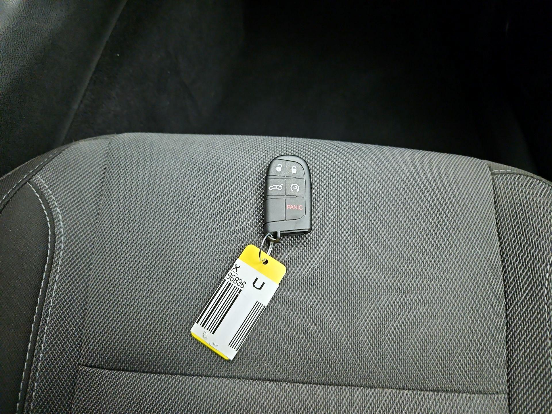 Thumbnail: 2022 Dodge Charger - 20