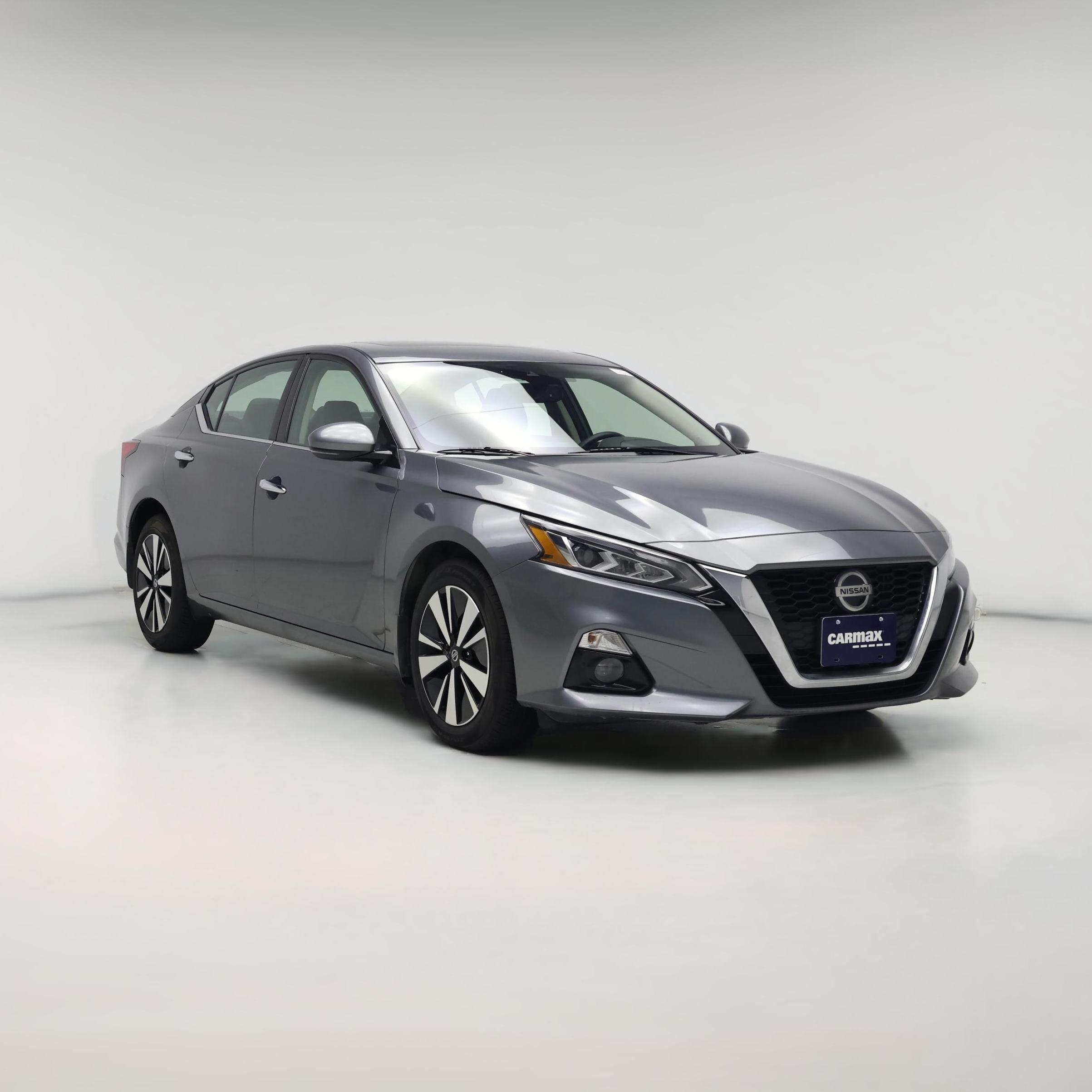 Thumbnail: 2020 Nissan Altima - 1