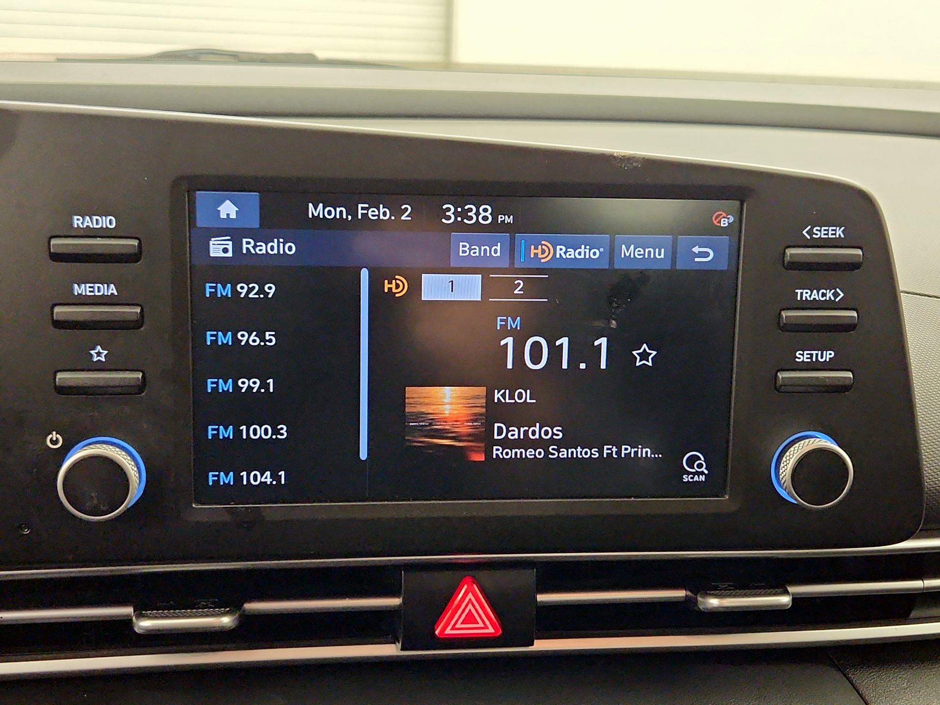 Thumbnail: 2023 Hyundai Elantra - 15