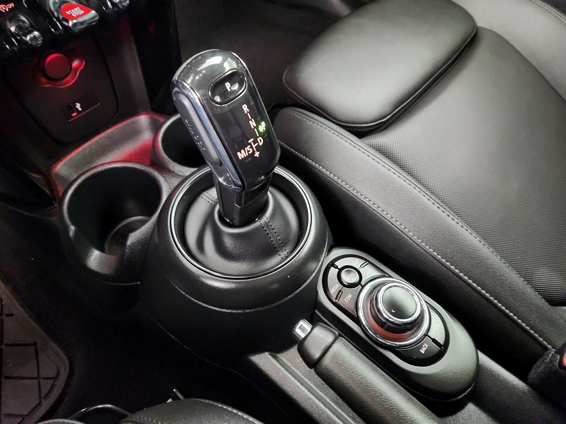 Thumbnail: 2024 MINI Cooper - 17