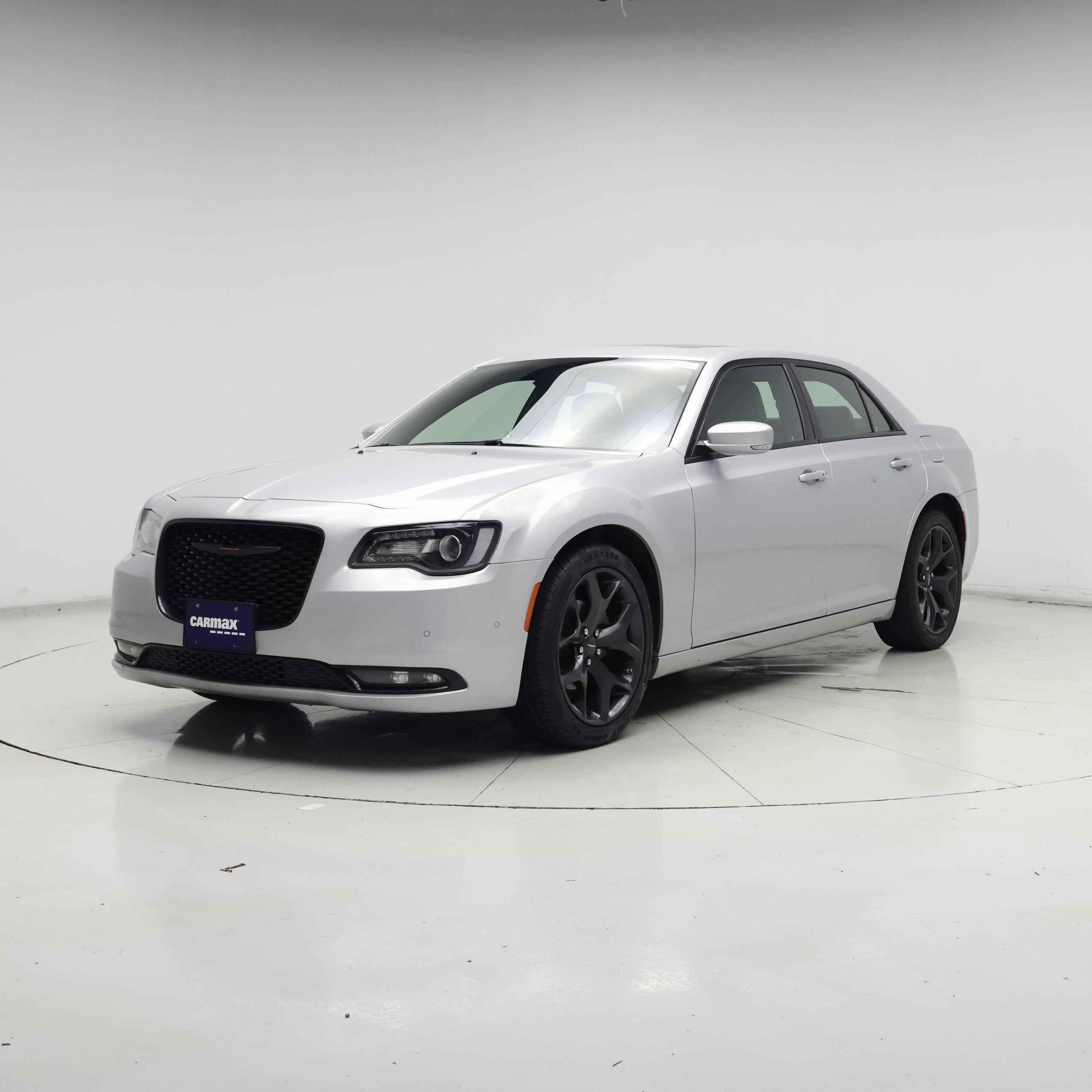Thumbnail: 2023 Chrysler 300 - 4