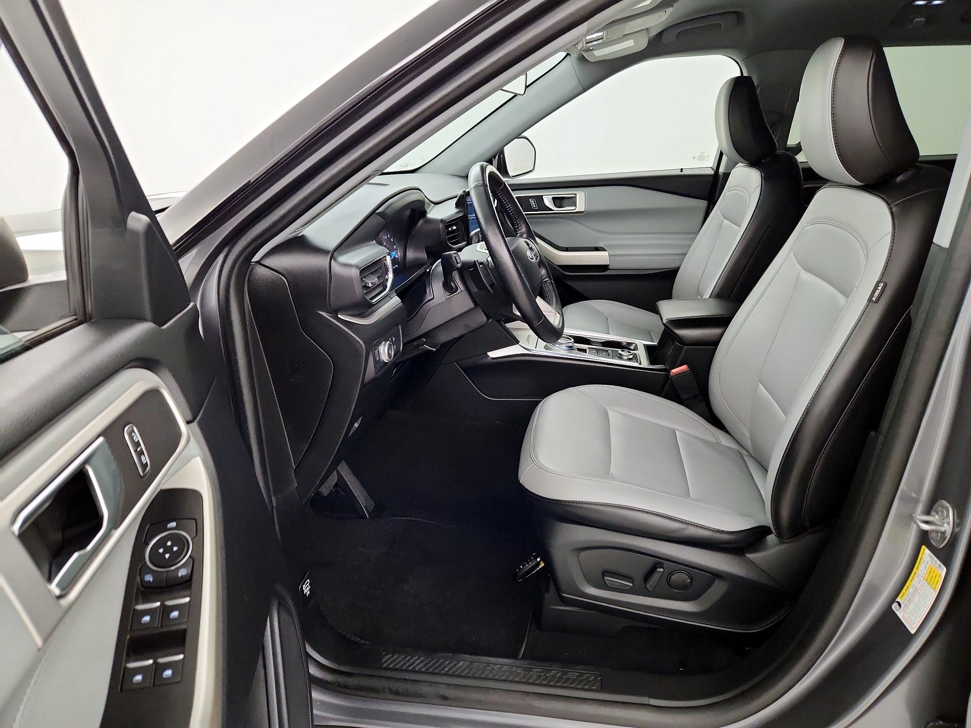 Thumbnail: 2021 Ford Explorer - 11