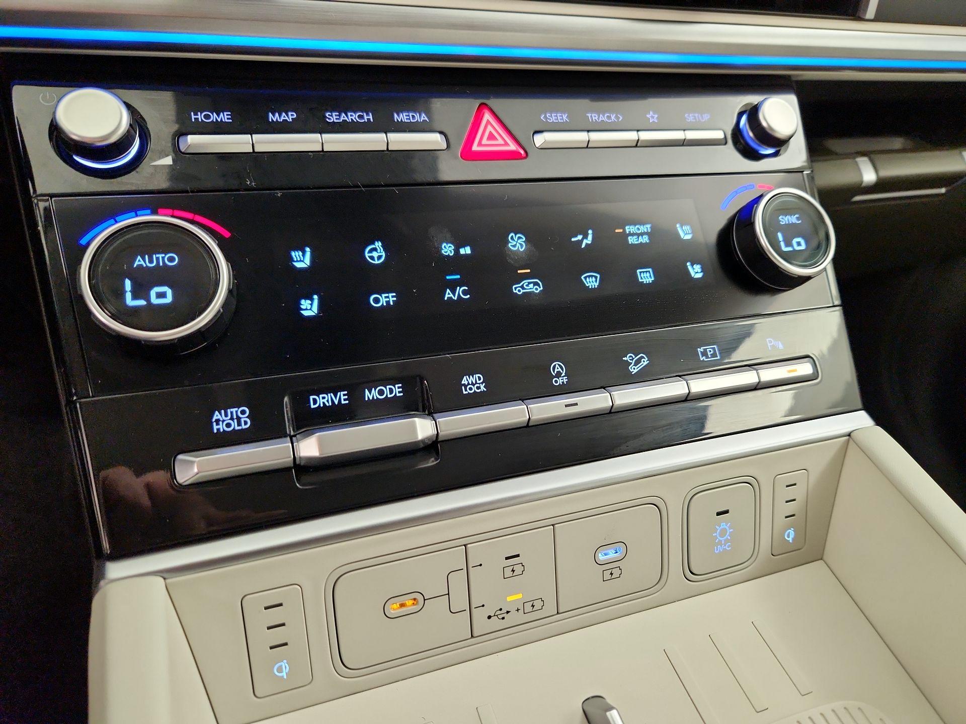 Thumbnail: 2024 Hyundai Santa Fe - 17