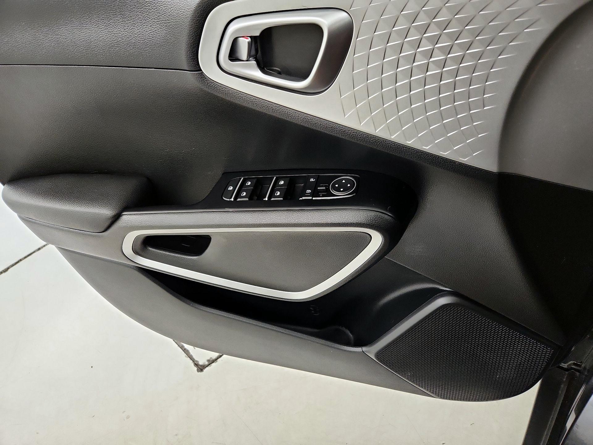 Thumbnail: 2024 Kia Soul - 12