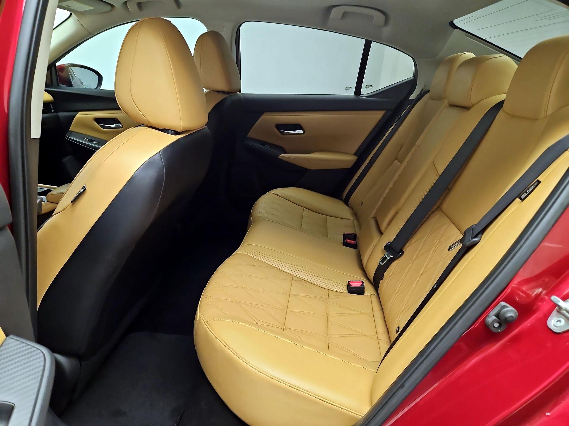 Thumbnail: 2023 Nissan Sentra - 17