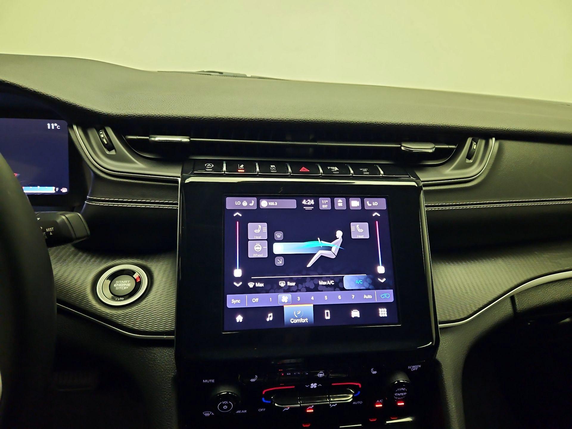 Thumbnail: 2023 Jeep Grand Cherokee - 13