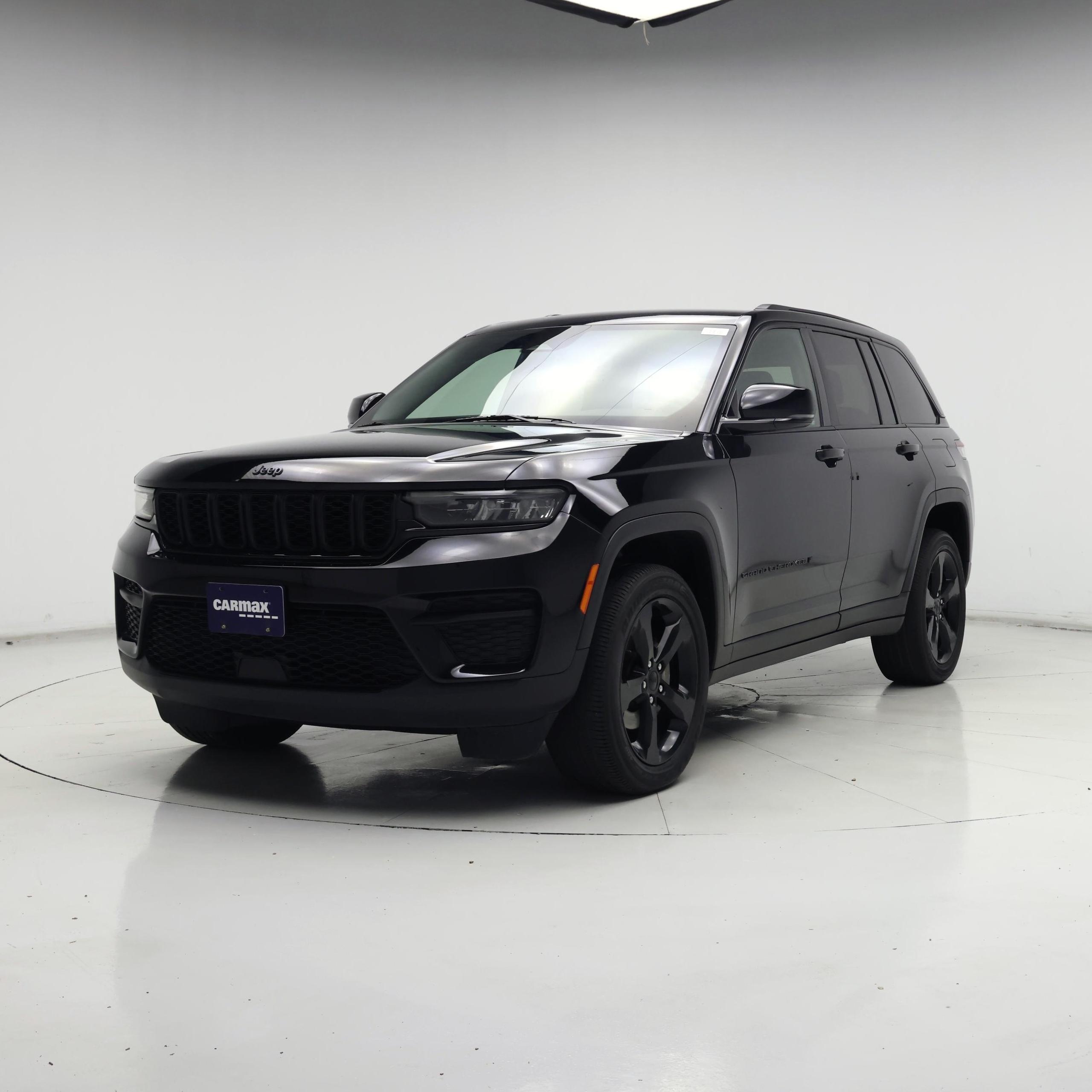 Thumbnail: 2023 Jeep Grand Cherokee - 4