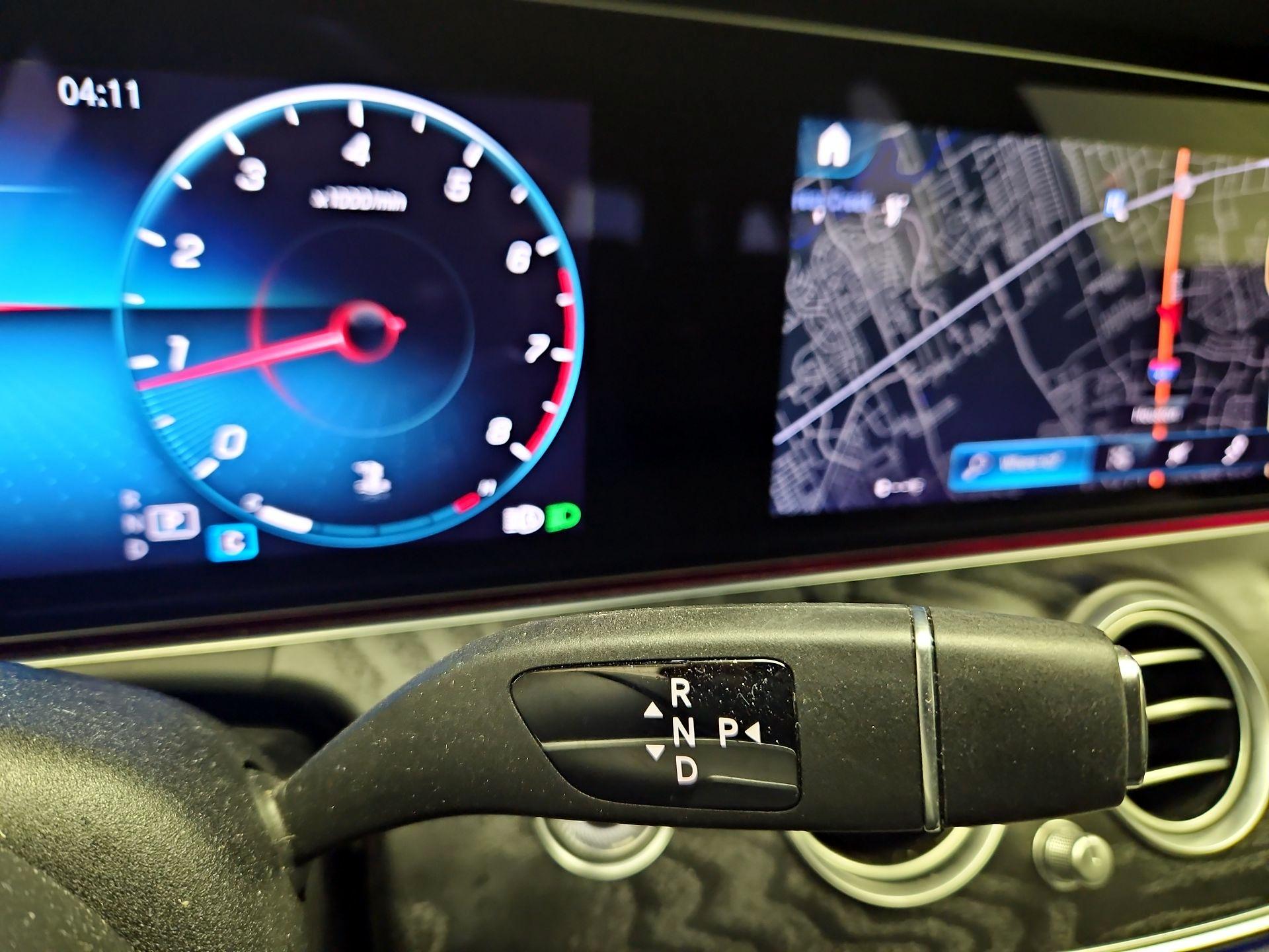 Thumbnail: 2022 Mercedes-Benz E-Class - 17