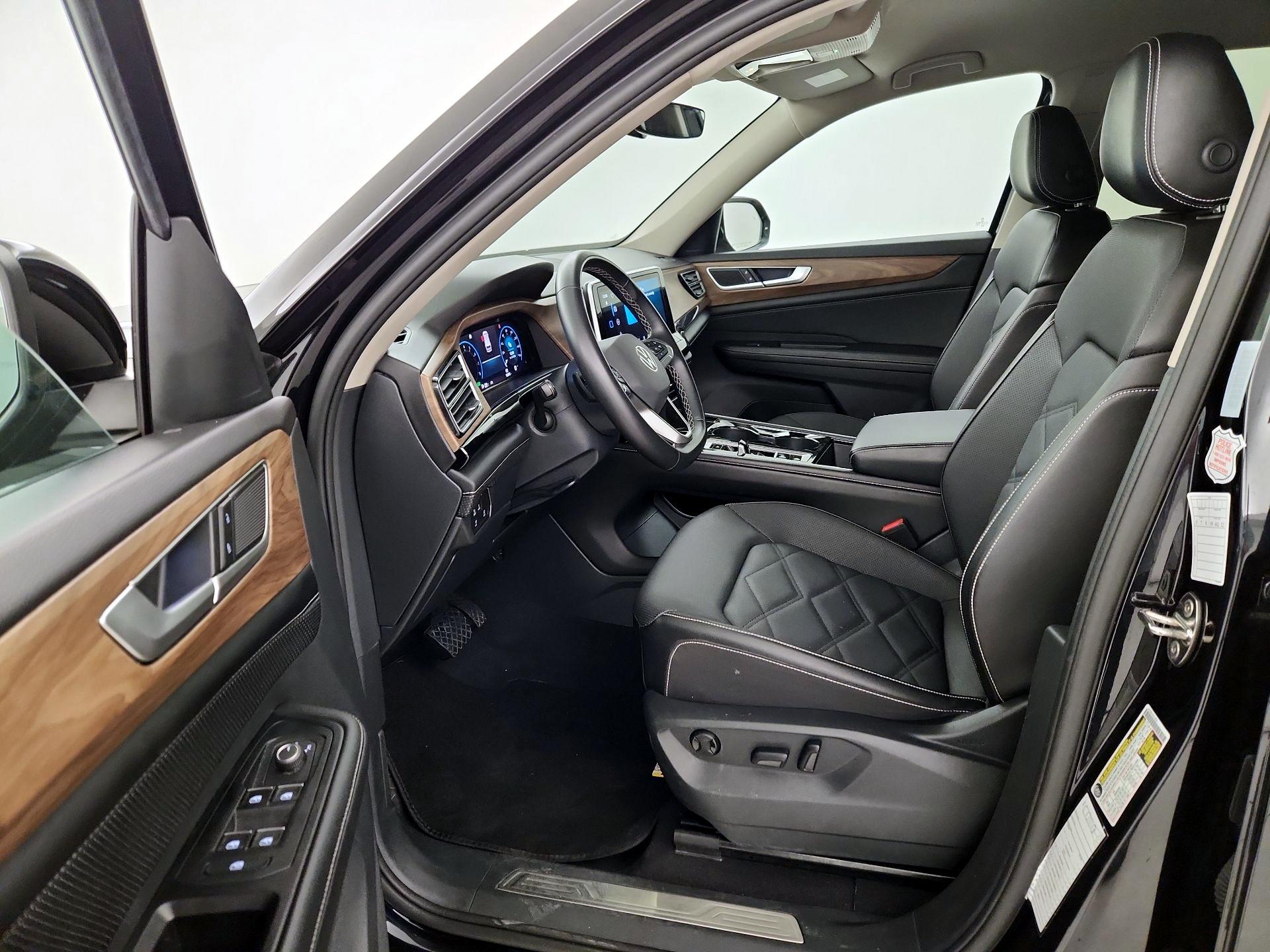 Thumbnail: 2024 Volkswagen Atlas - 11