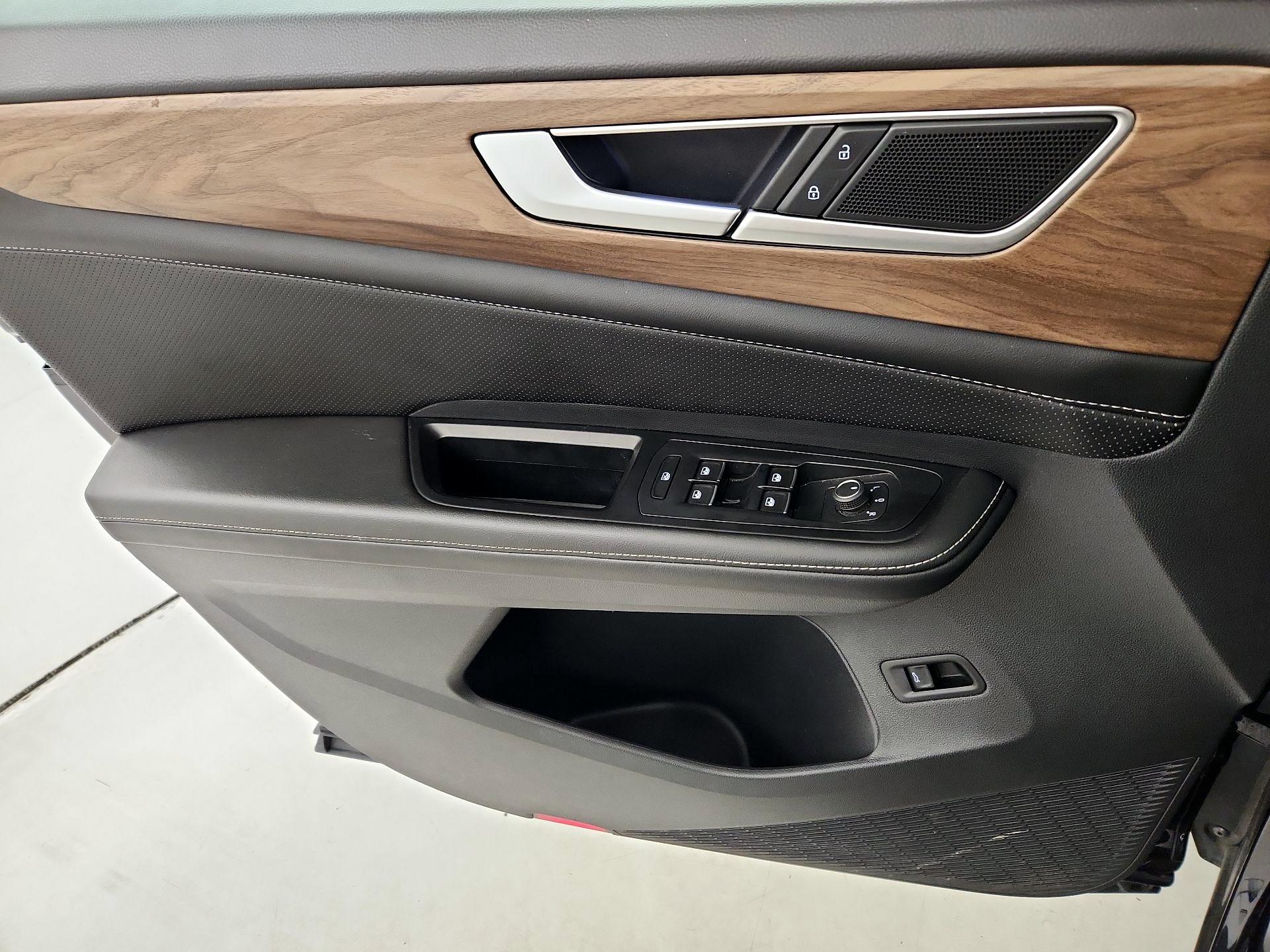 Thumbnail: 2024 Volkswagen Atlas - 12