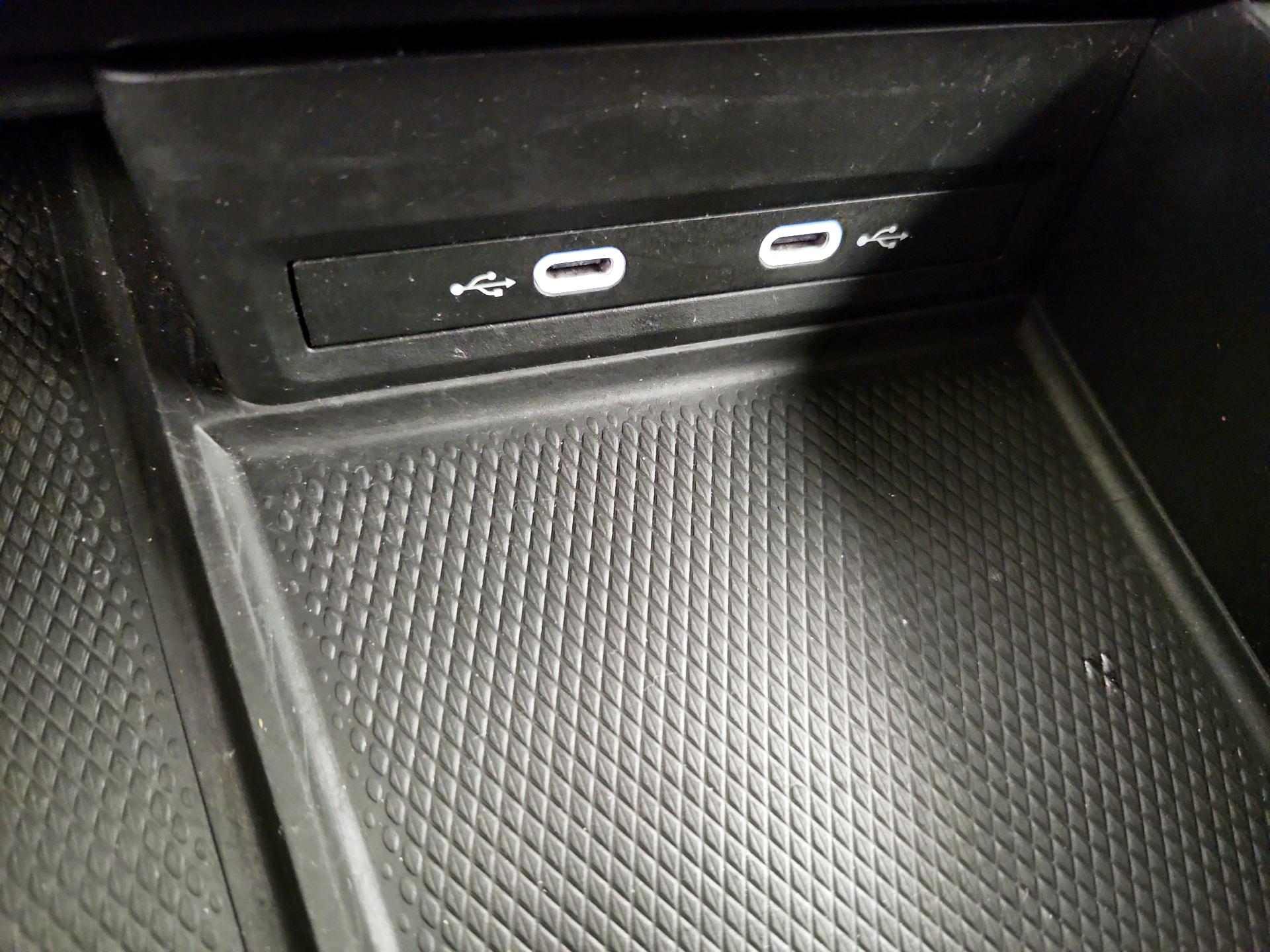 Thumbnail: 2024 Volkswagen Atlas - 18