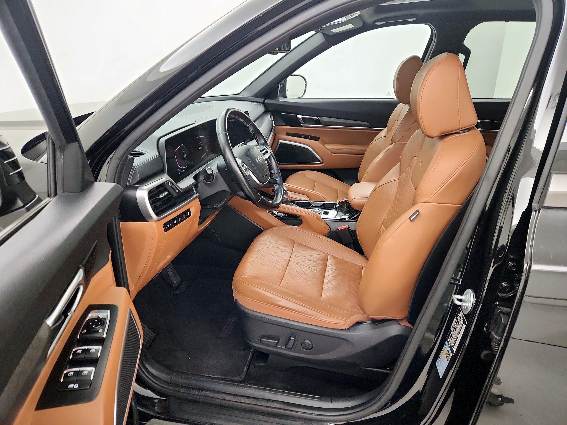 Thumbnail: 2023 Kia Telluride - 11