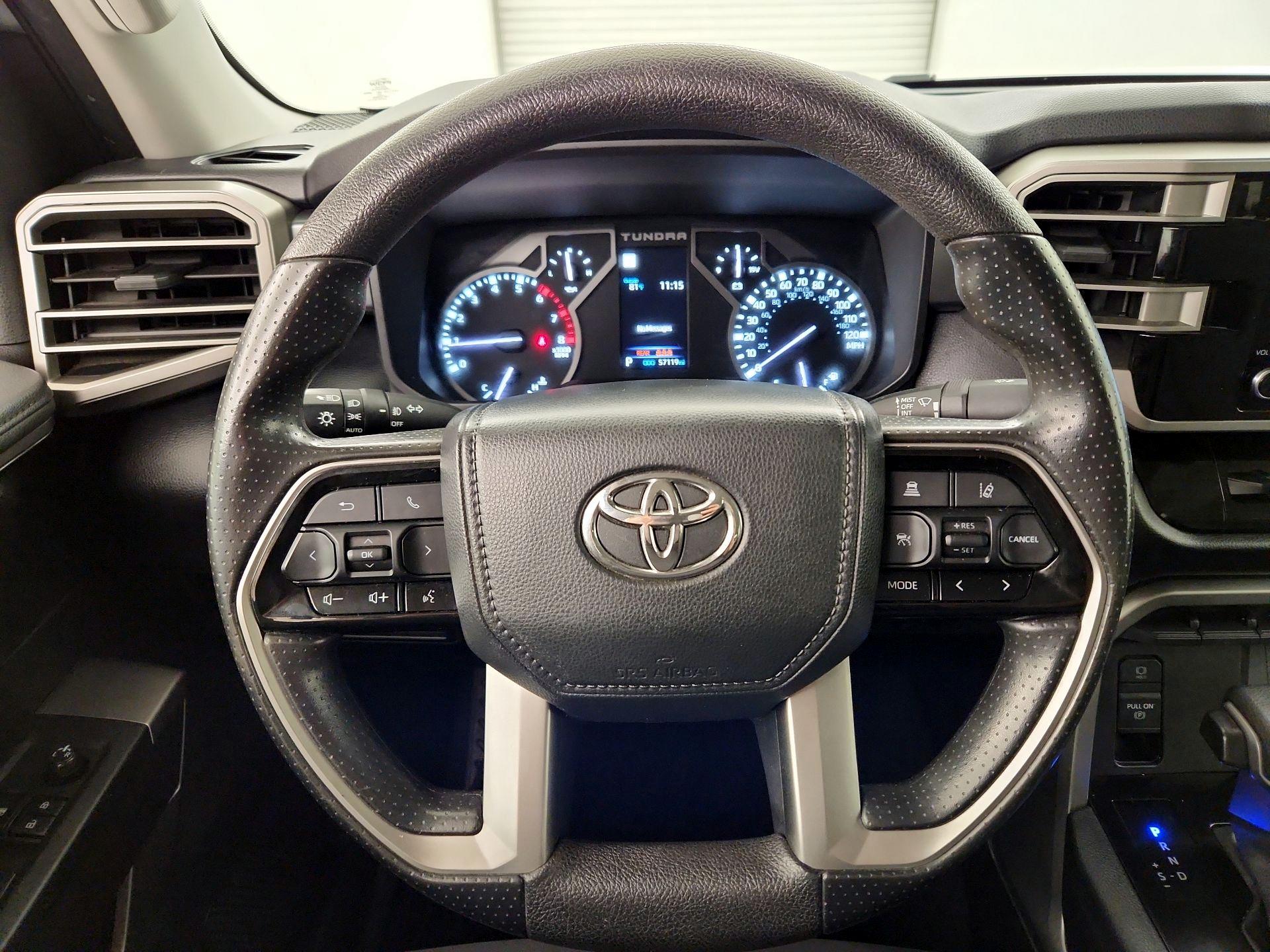 Thumbnail: 2023 Toyota Tundra - 10