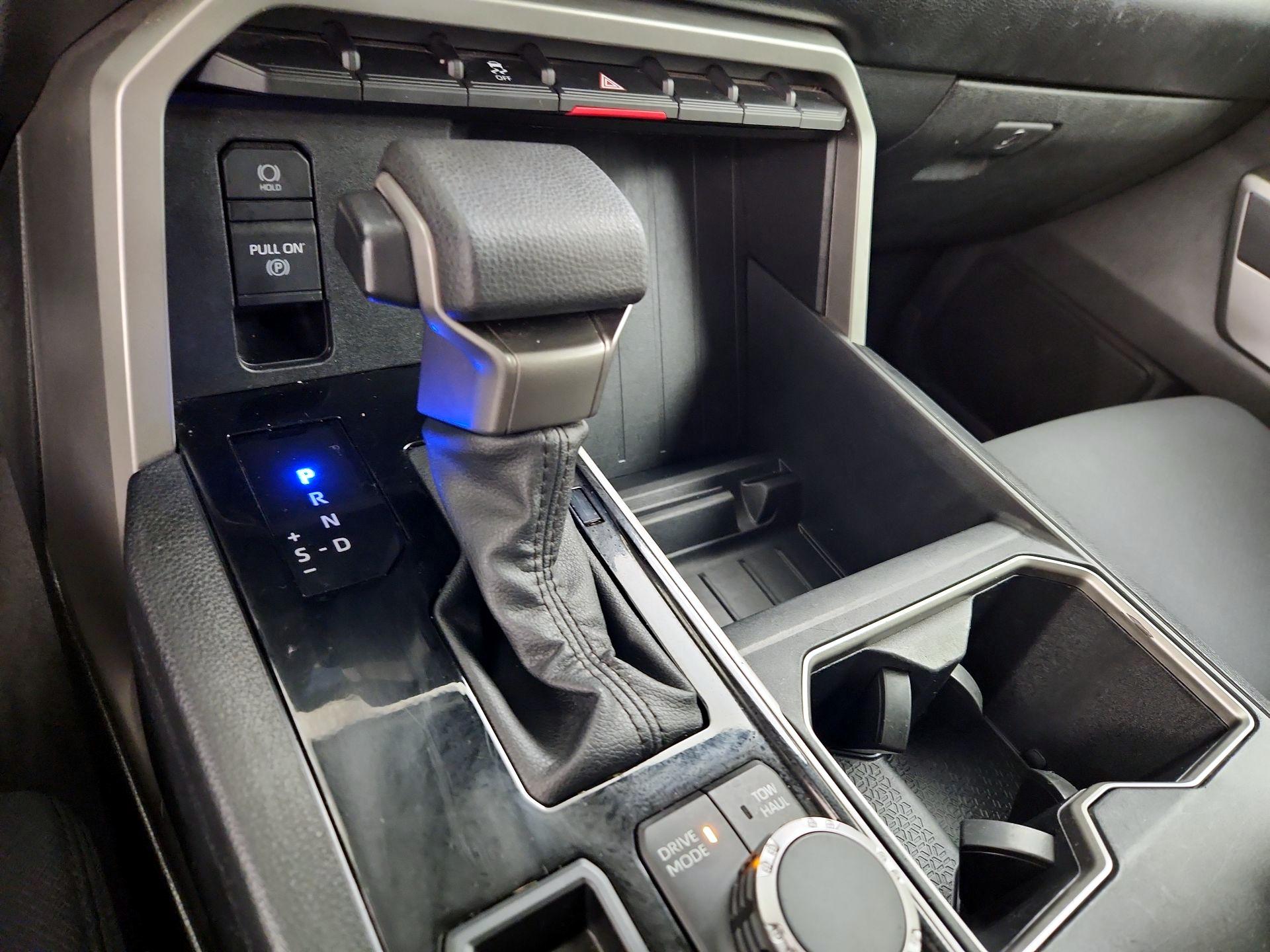 Thumbnail: 2023 Toyota Tundra - 17