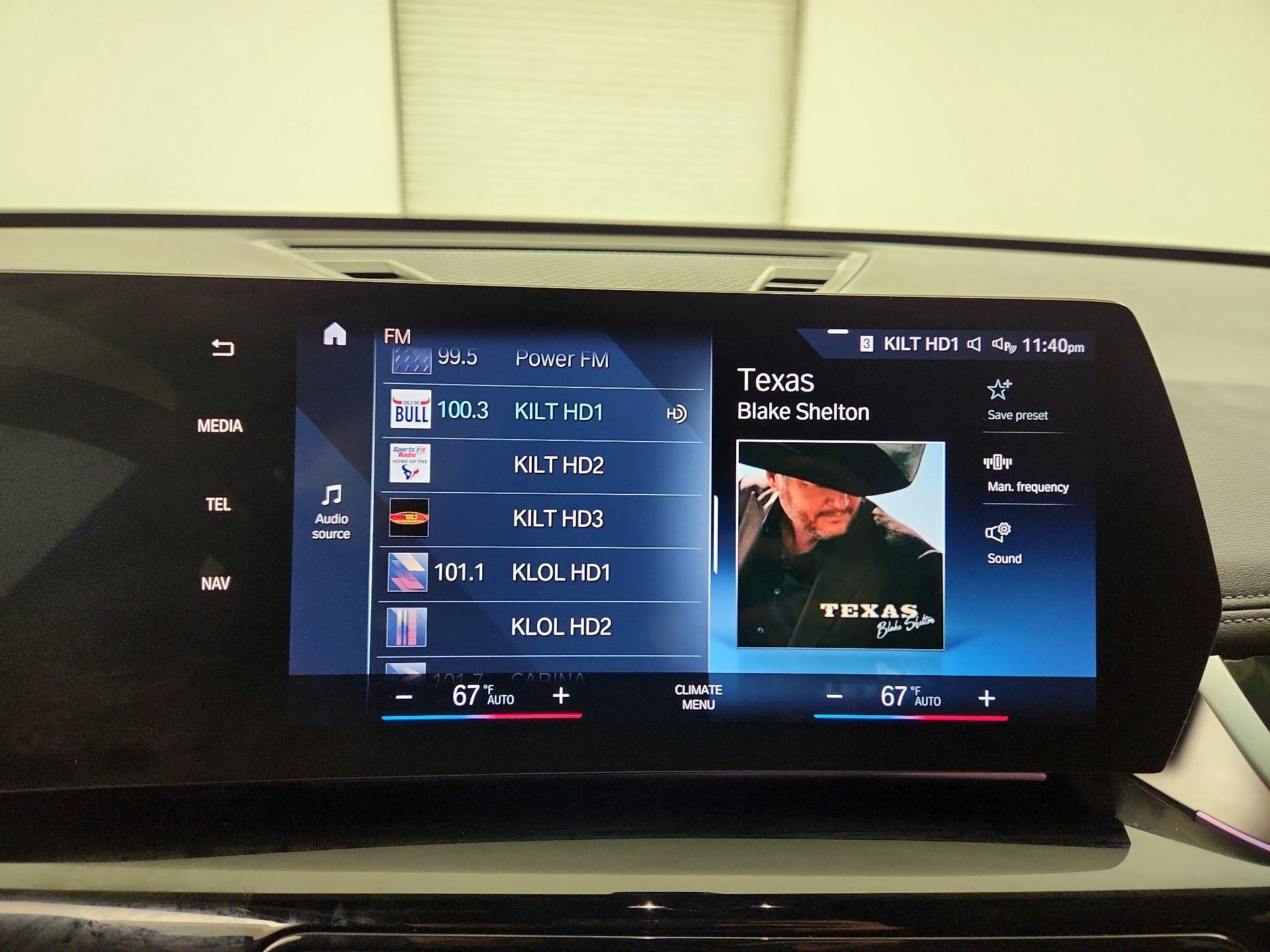 Thumbnail: 2023 BMW X1 - 16