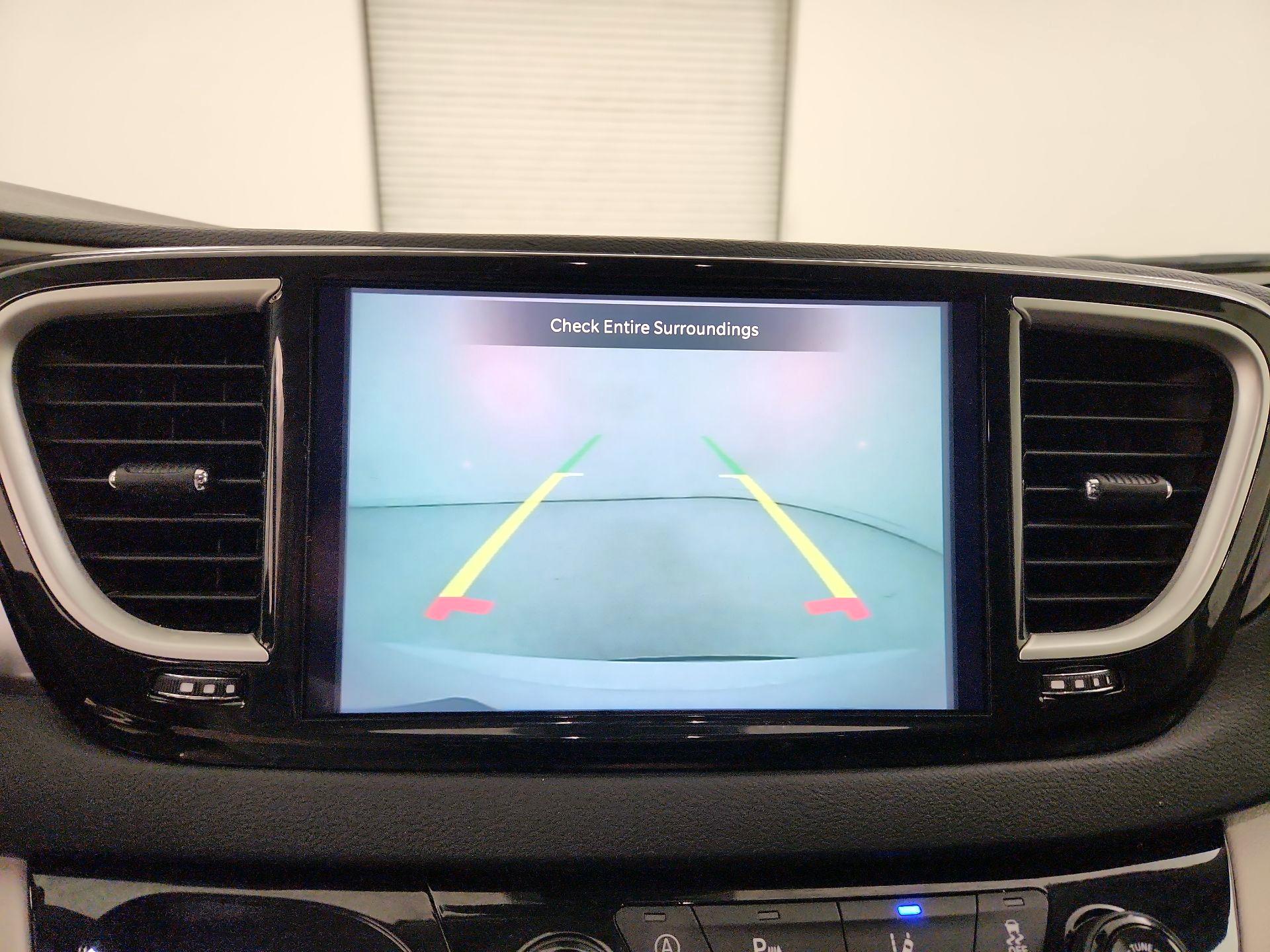 Thumbnail: 2023 Chrysler Pacifica - 14