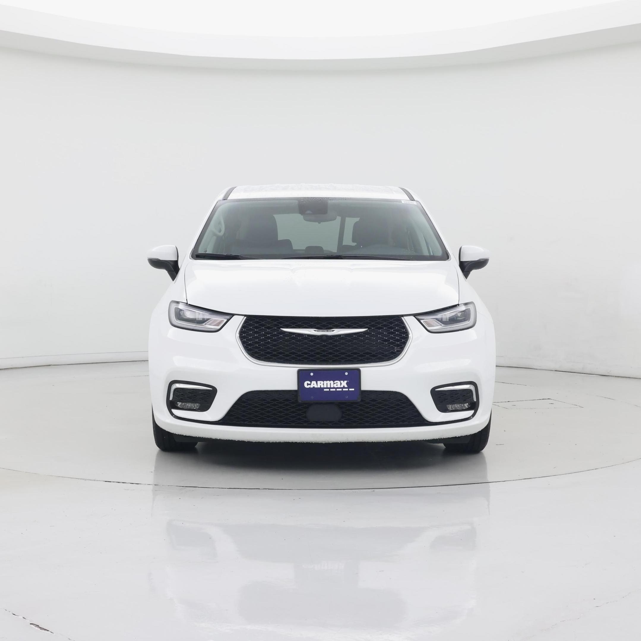 Thumbnail: 2023 Chrysler Pacifica - 5