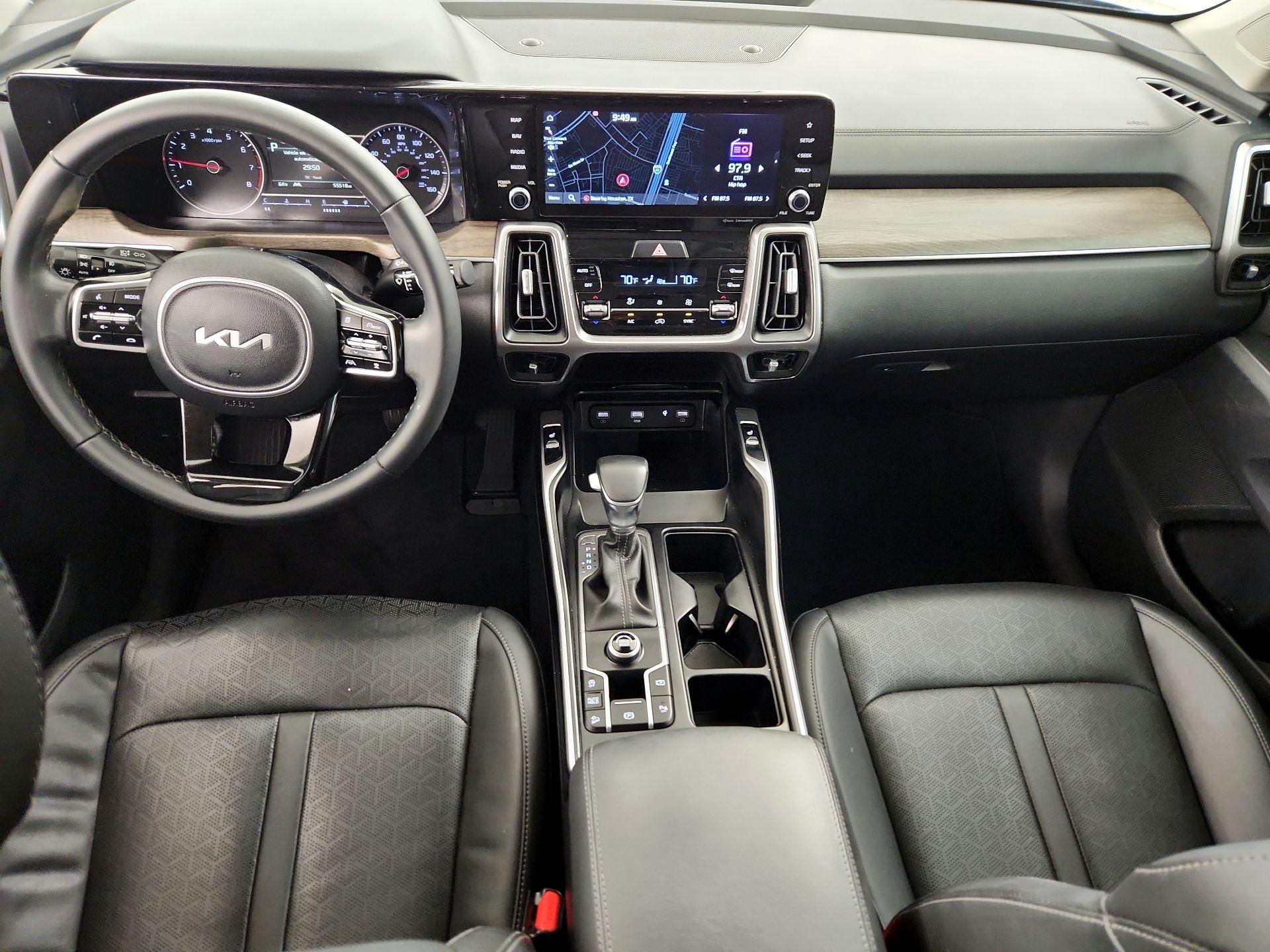 Thumbnail: 2022 Kia Sorento - 9