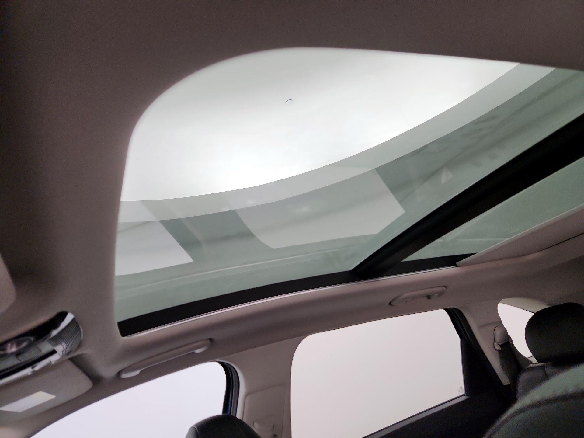 Thumbnail: 2022 Kia Sorento - 20